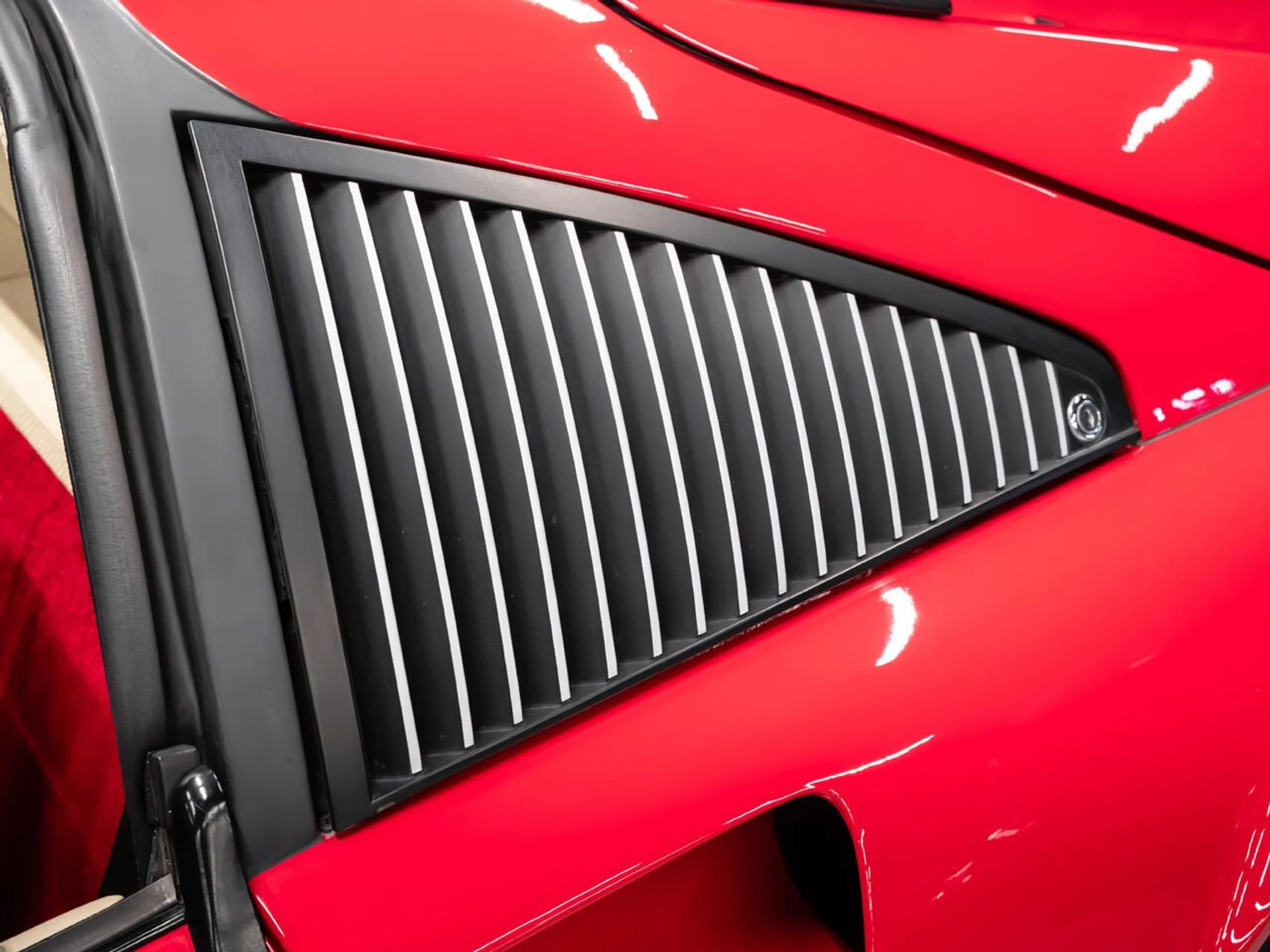 mph021_3165747484_ferrari_308_gtsi_1982_b46c15a015