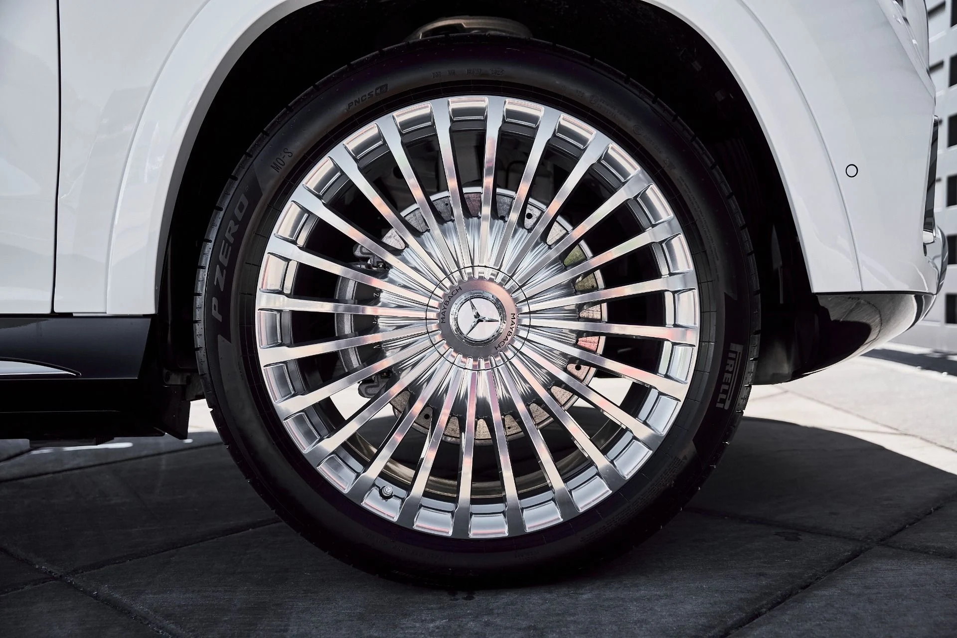 mph021_3166765079_Used_2026_Mercedes_Benz_GLS_Maybach_GLS_600_1777074071_b892754689