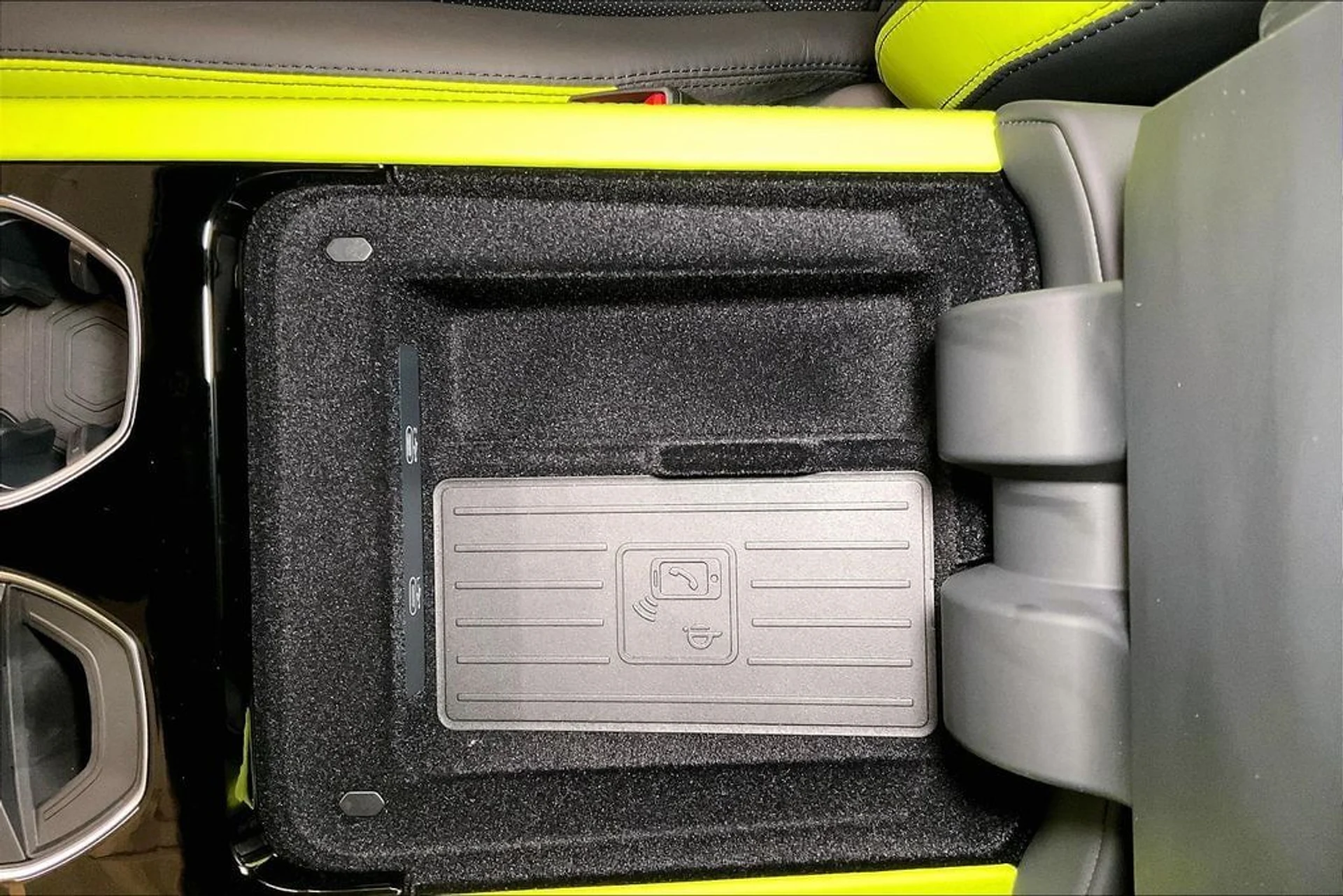 mph021_3170132065_6222e7af99eb12a55996bb7719ae507bx_f697b74505