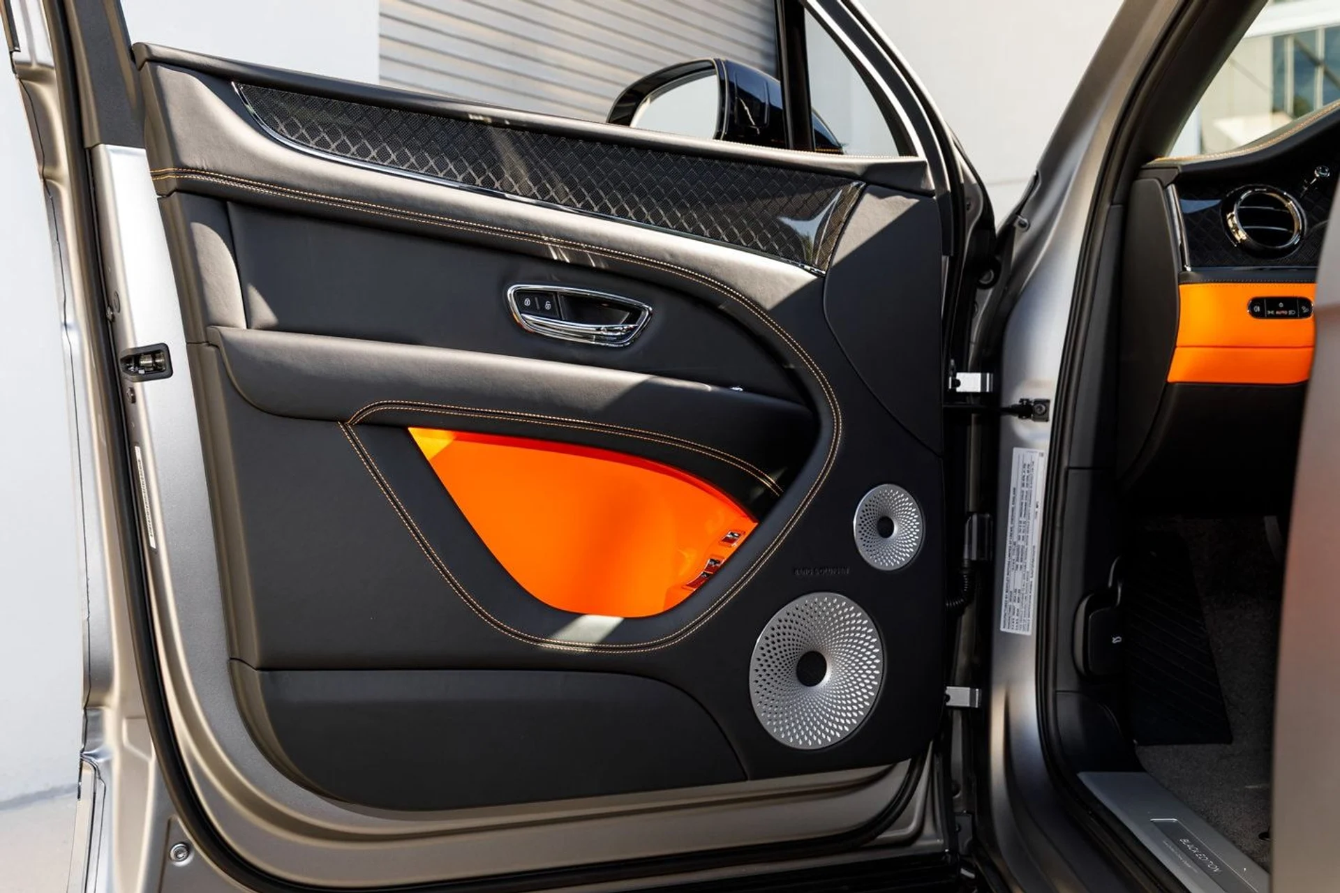 mph021_3171786355_6ff1f92077046f1e476e6e6fcaae9381x_4d346034e7