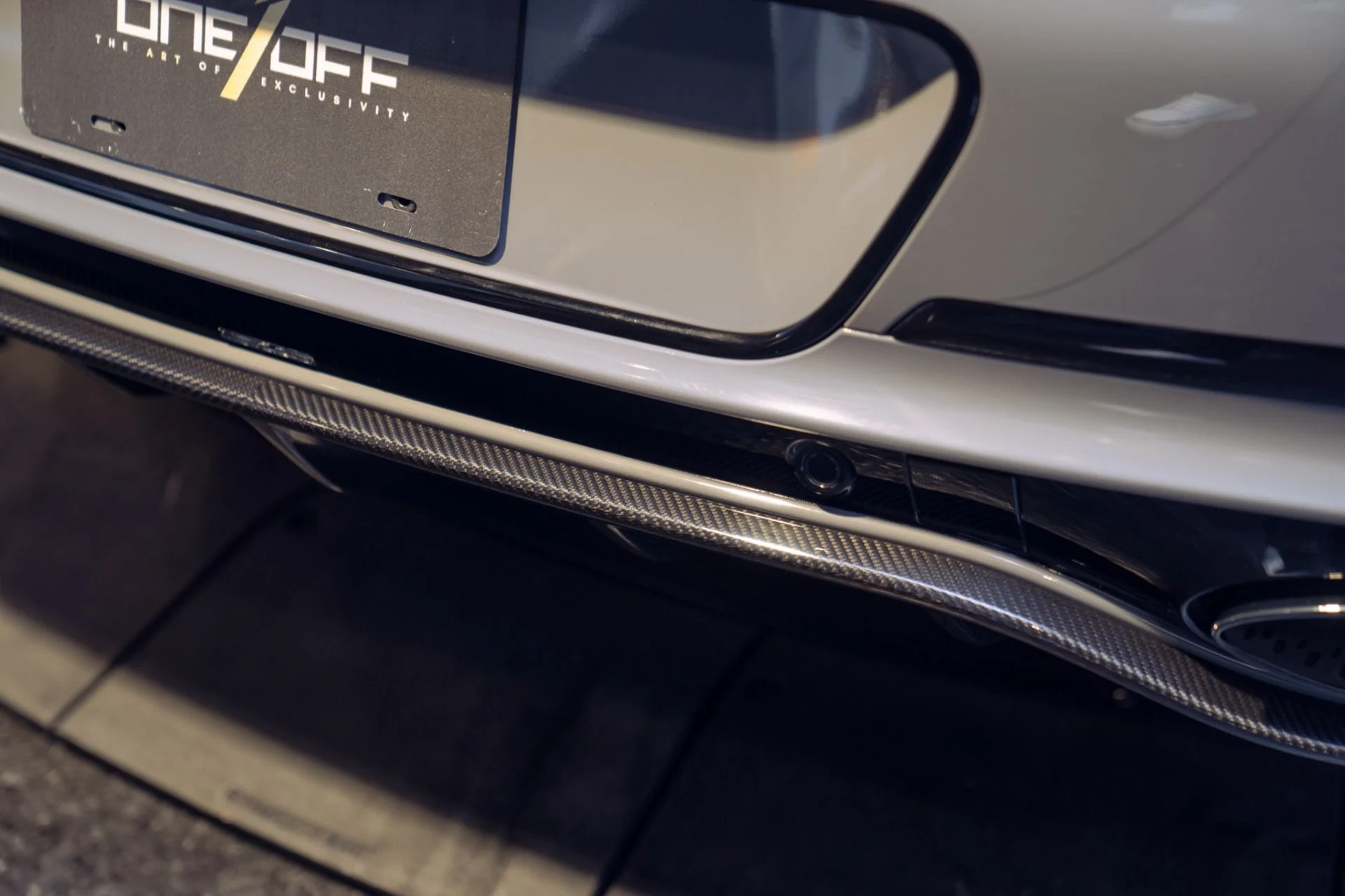 mph021_3172661897_Used_2022_Bentley_Continental_GT_Speed_in_Camrian_Grey_w_Factory_Carbon_Kit_Rotating_Display_1790791293_6732dda315