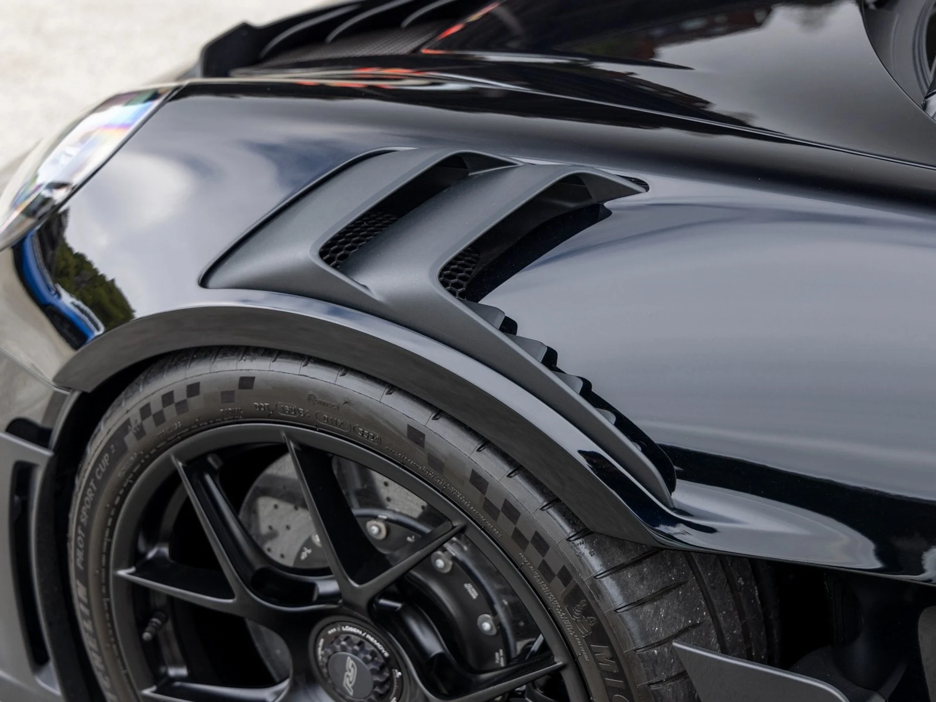 mph021_3174176797_22_d92f8fe5d9