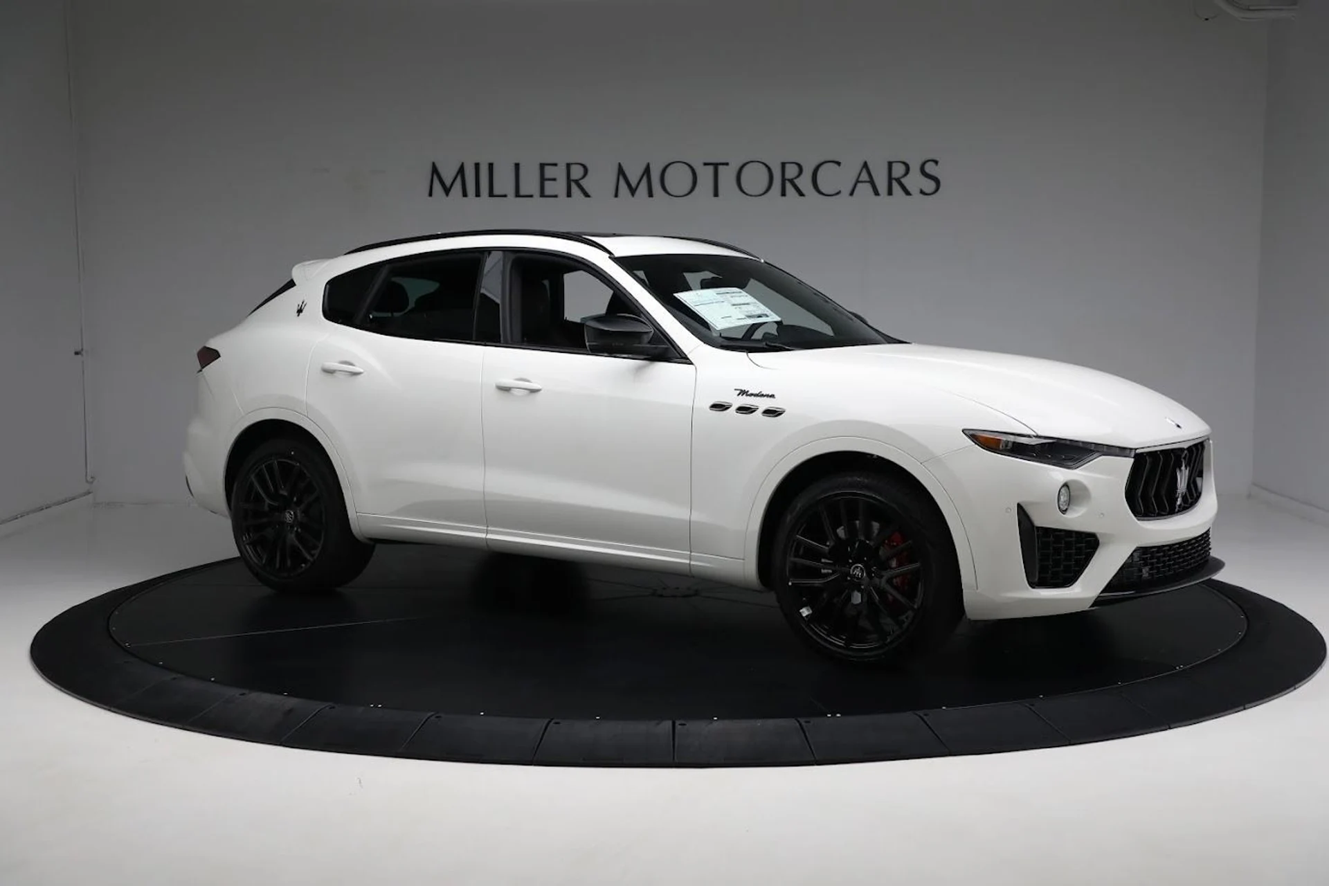 mph021_31810747_New_2024_Maserati_Levante_Modena_Ultima_c88d39ea2a