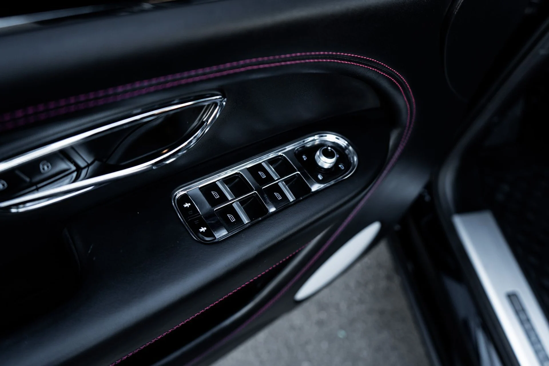 mph021_3182302458_21ce0677_e6de_429d_8494_f0eeebf46fec_5c330a6110