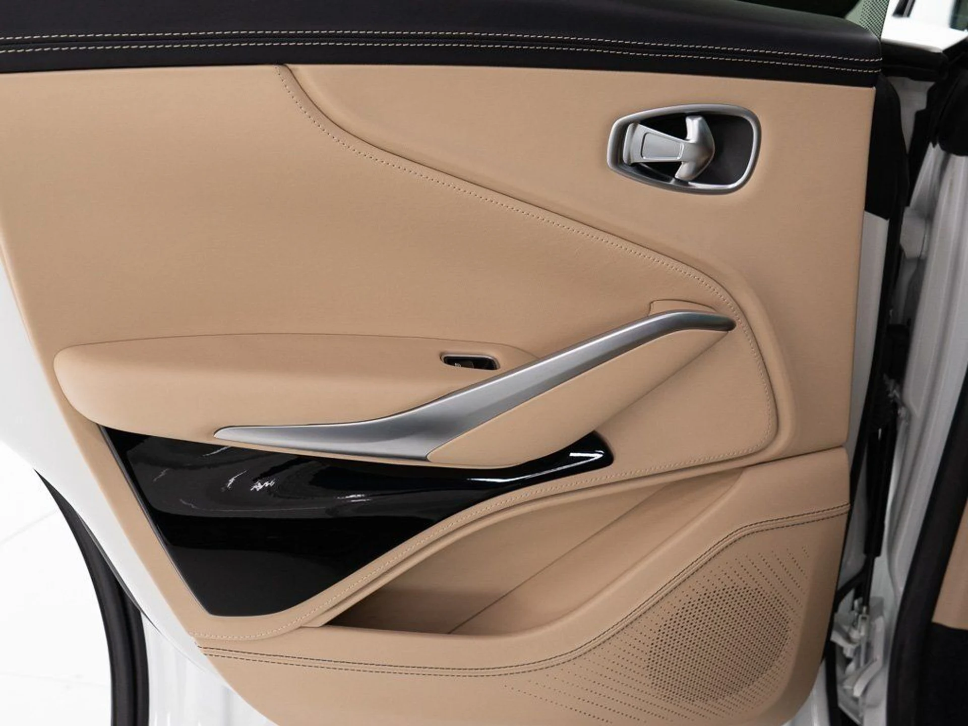 mph021_3183280357_d1a1964ad69649b1f853e2001a4963ed_3fbf820582