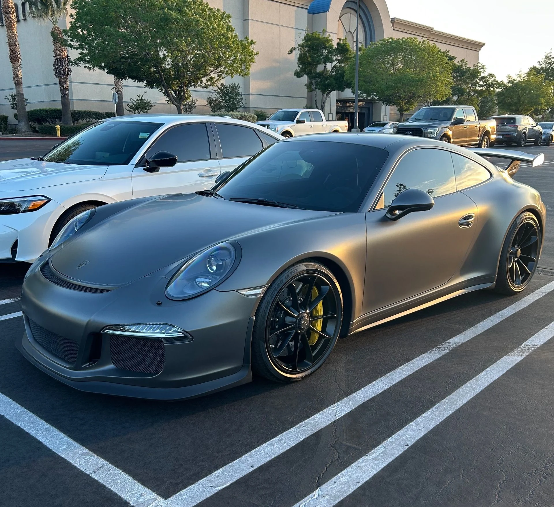mph021_3187142666_Used_2015_Porsche_911_GT_3_1753126841_e5c8583e1c
