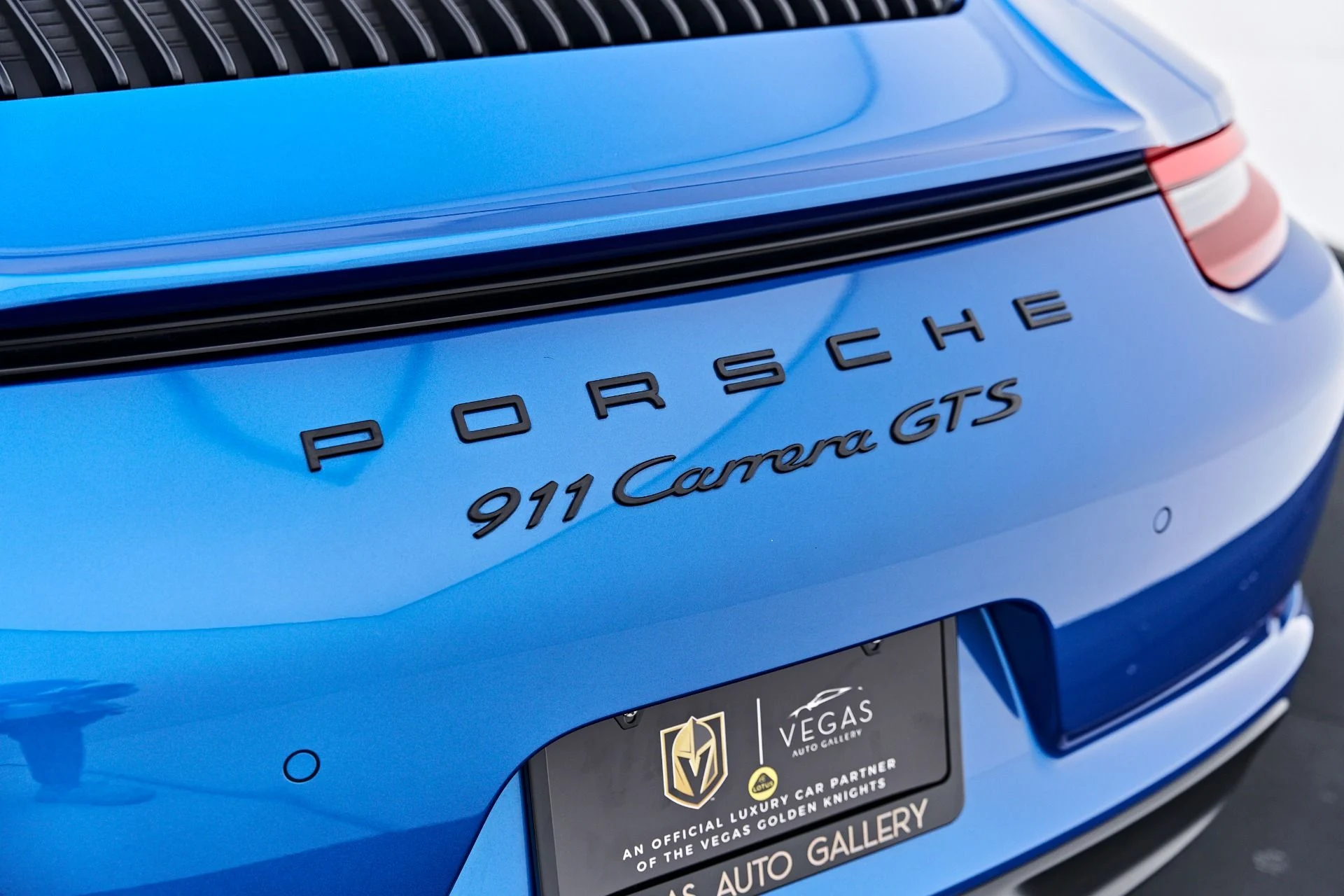mph021_3190435075_Used_2017_Porsche_911_Carrera_GTS_1791853982_cb0a5faeda