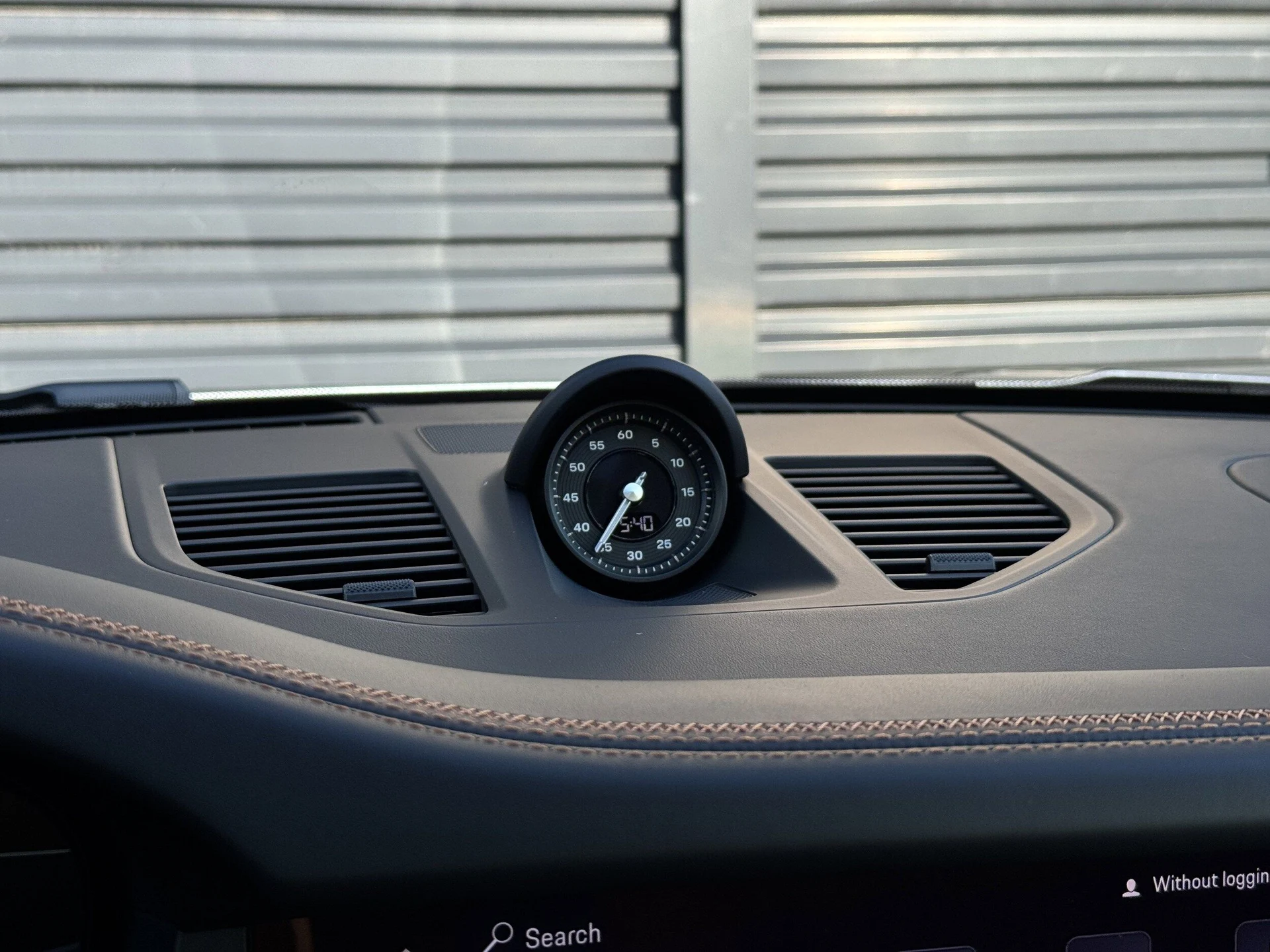 mph021_3191233258_4aef893bff77ce8dfb434341f89a6e6cx_092650cb43