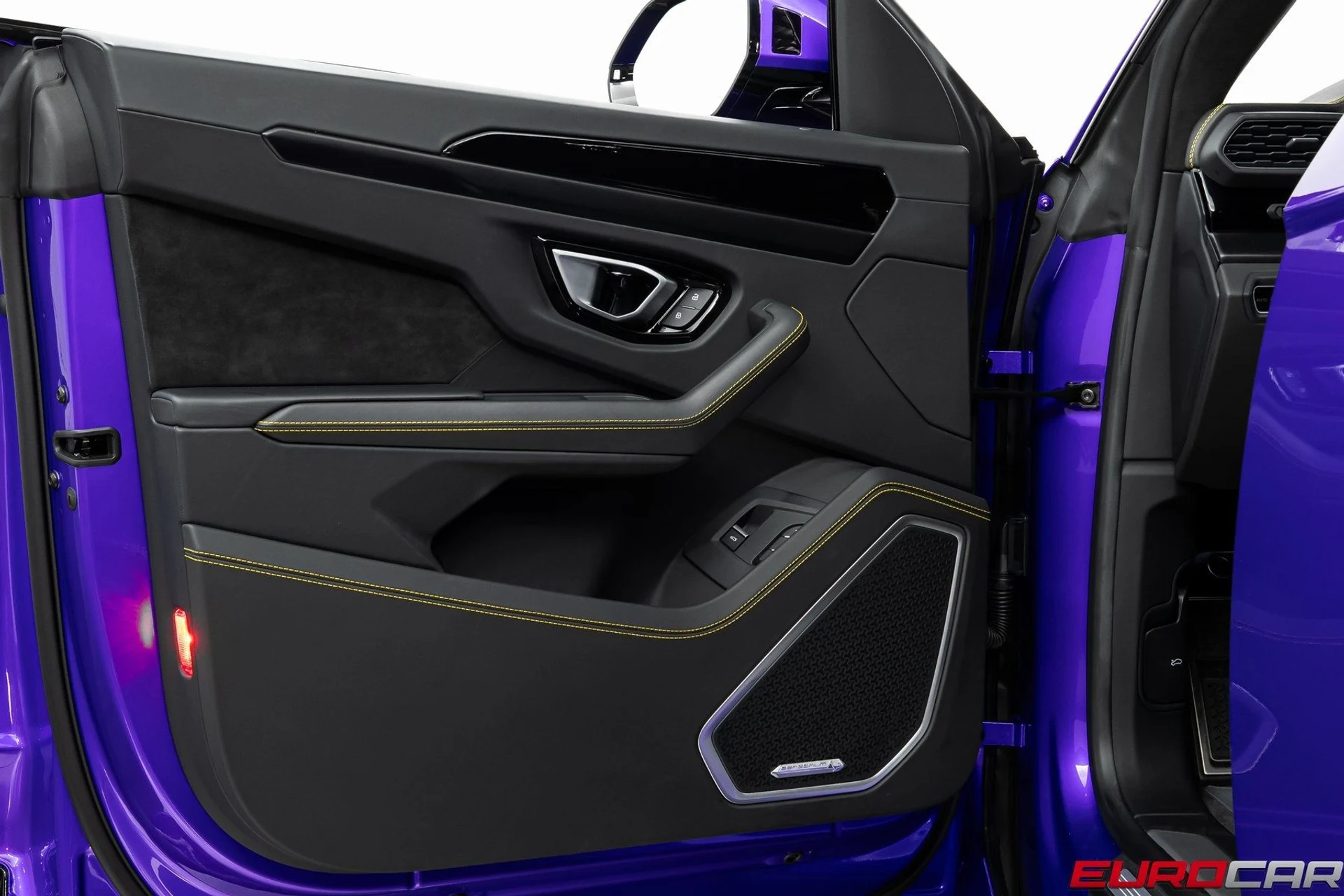 mph021_319412702_image_22_8d9947fa7a