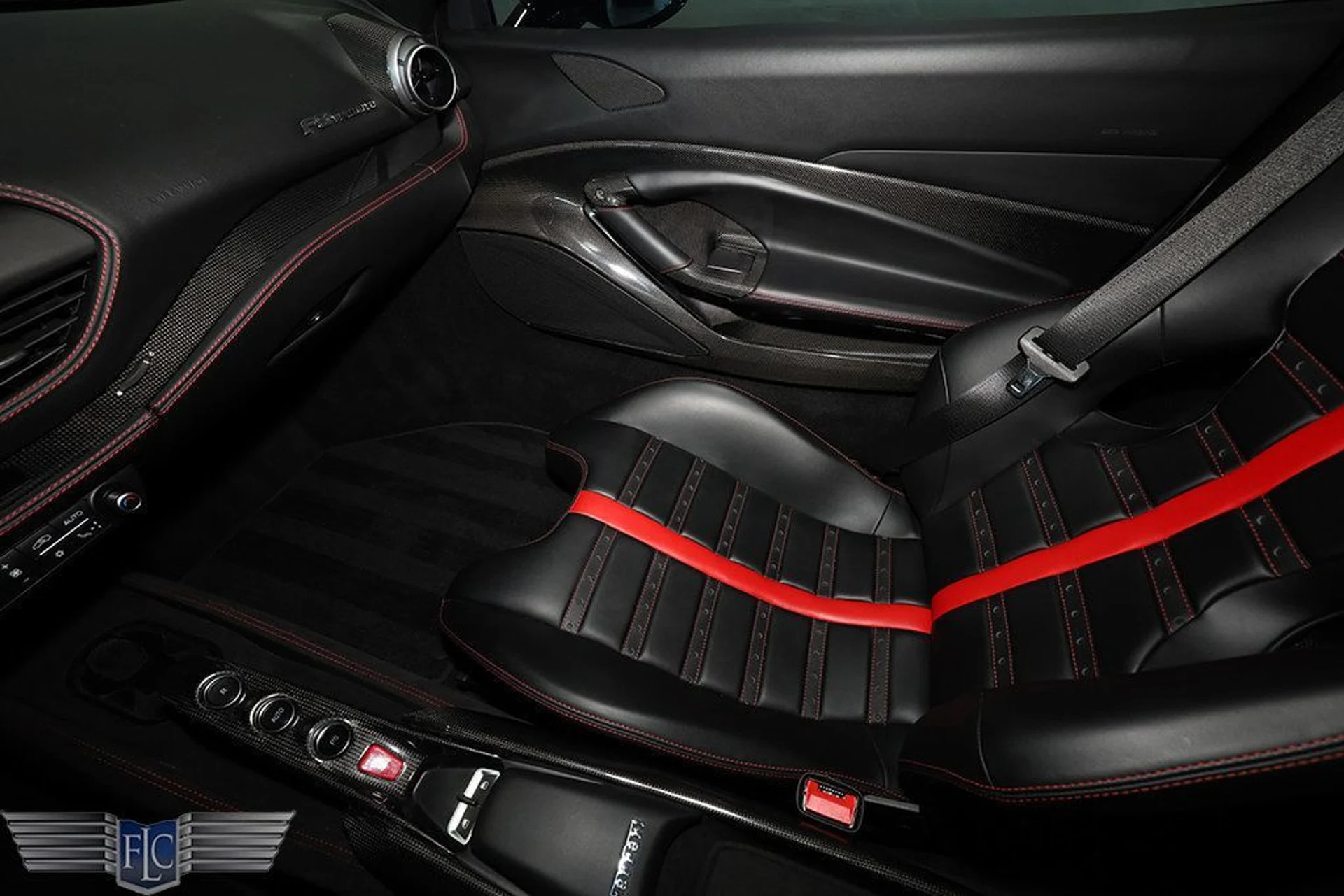 mph021_3195383281_used_2020_ferrari_f8_tributo_coupe_9689_22960423_22_1024_5ab5b3b368