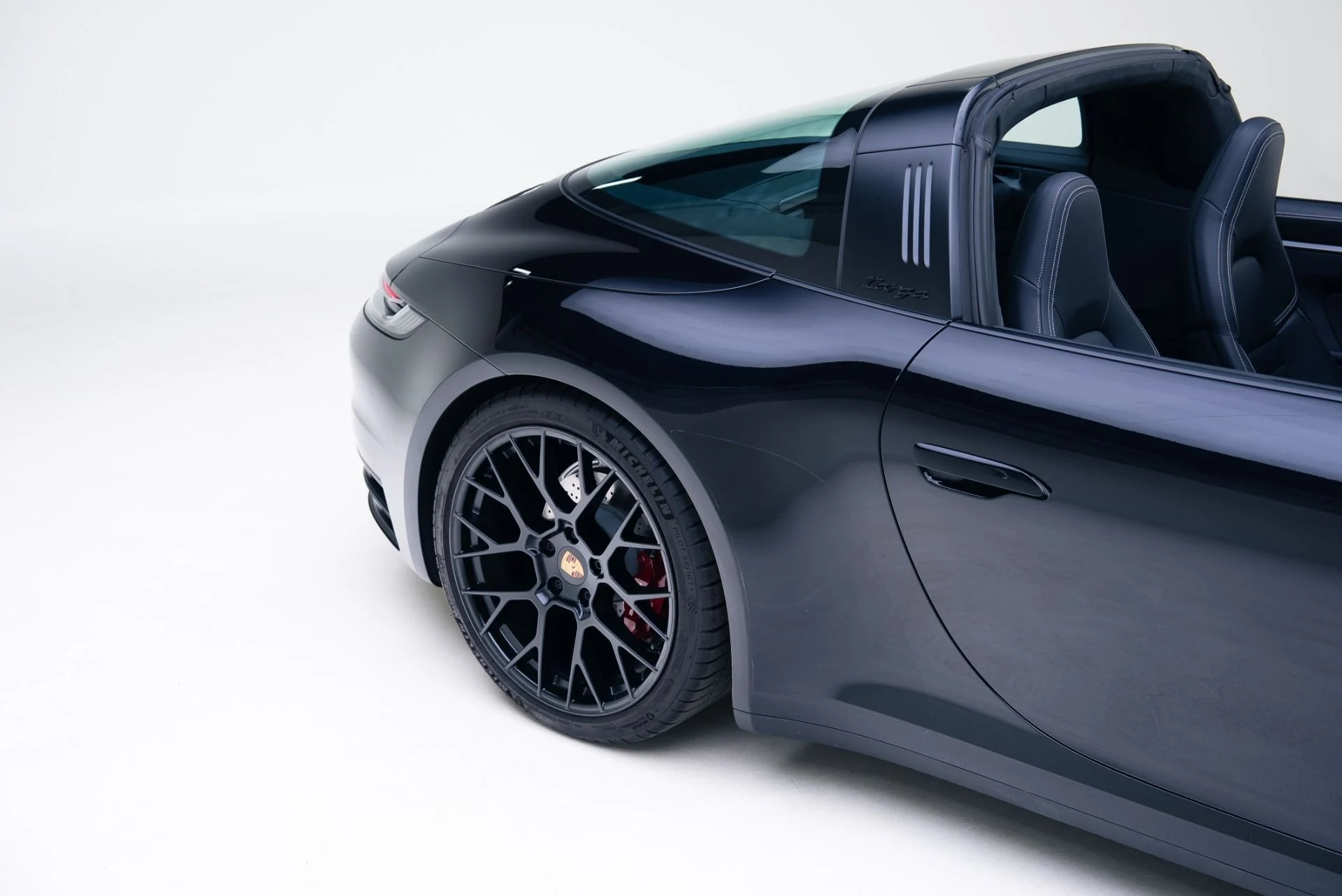 mph021_3195815462_Used_2024_Porsche_911_Targa_4_1767819156_8f369f90e5