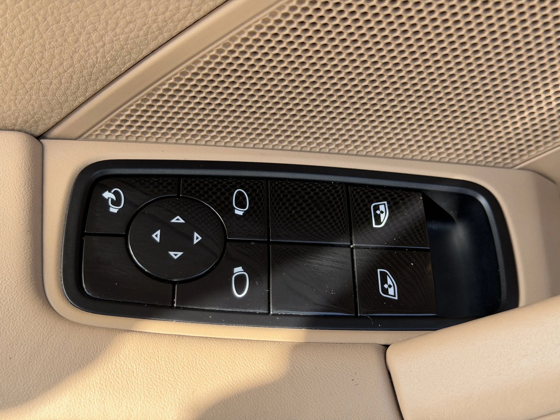 mph021_3197021873_7c17e2eadb7d2757d54f0a18e690e4cax_3cdc40fb32