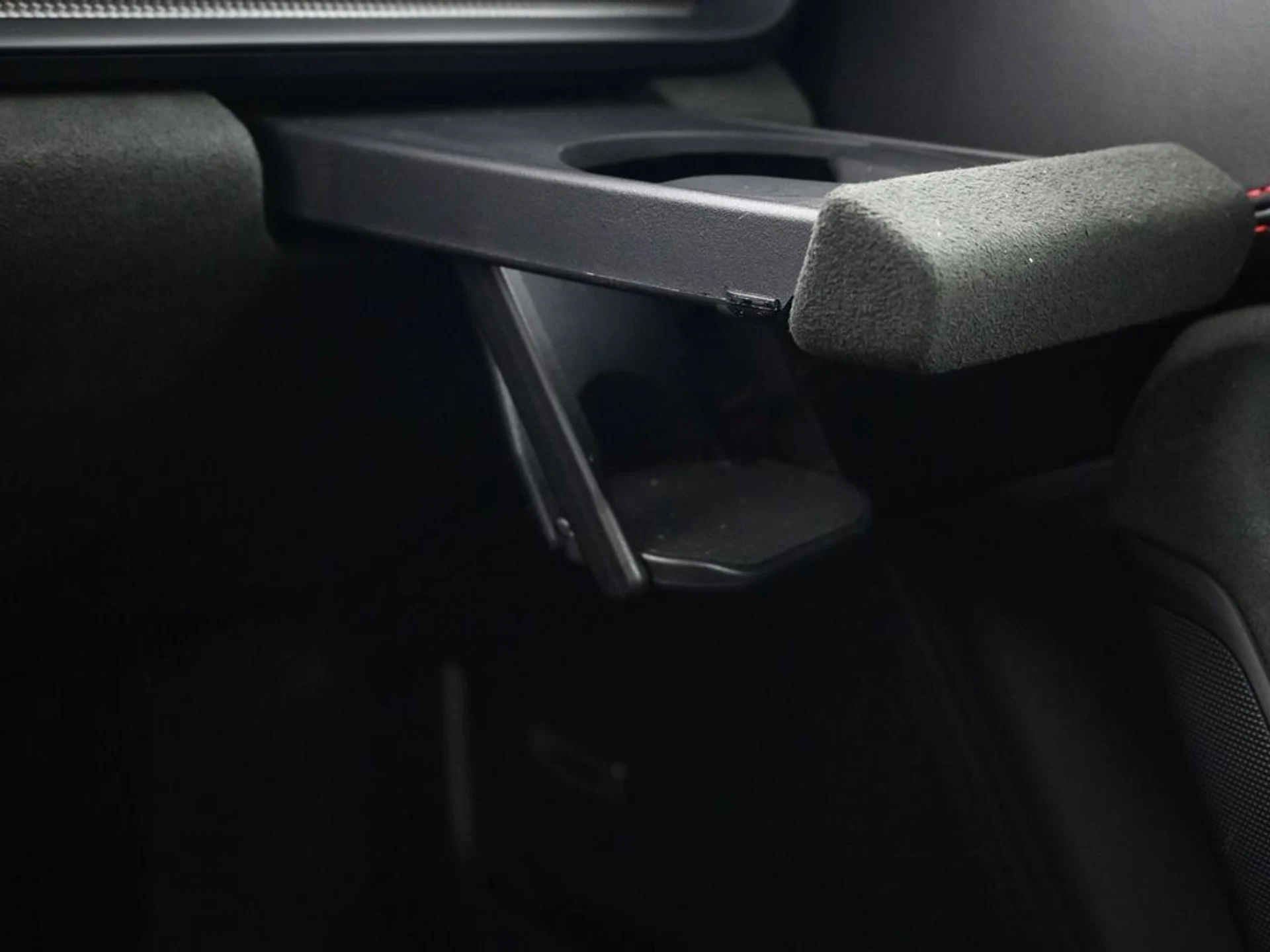 mph021_3199211056_03ffc2d9b0ddc4180ea73c53e90f68e9x_3b52bed7b3