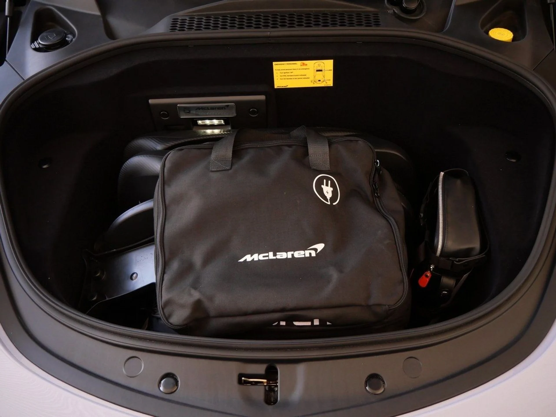 mph021_3209588579_f0ab97eb0a70915d5366596342d78ccfx_763cd6958a