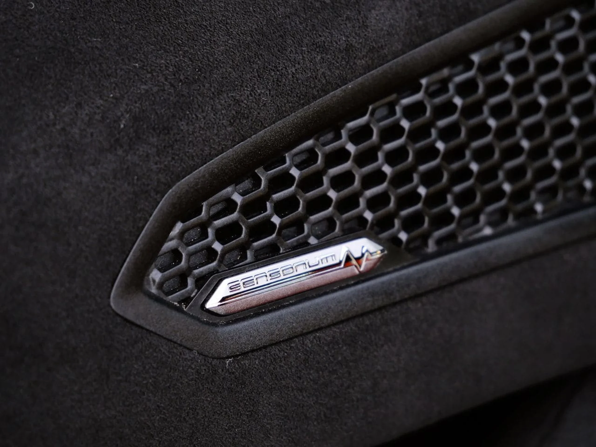 mph021_3212453689_553c5acdd93d153be1a4dce0c9b971b5x_98b7b97a7f