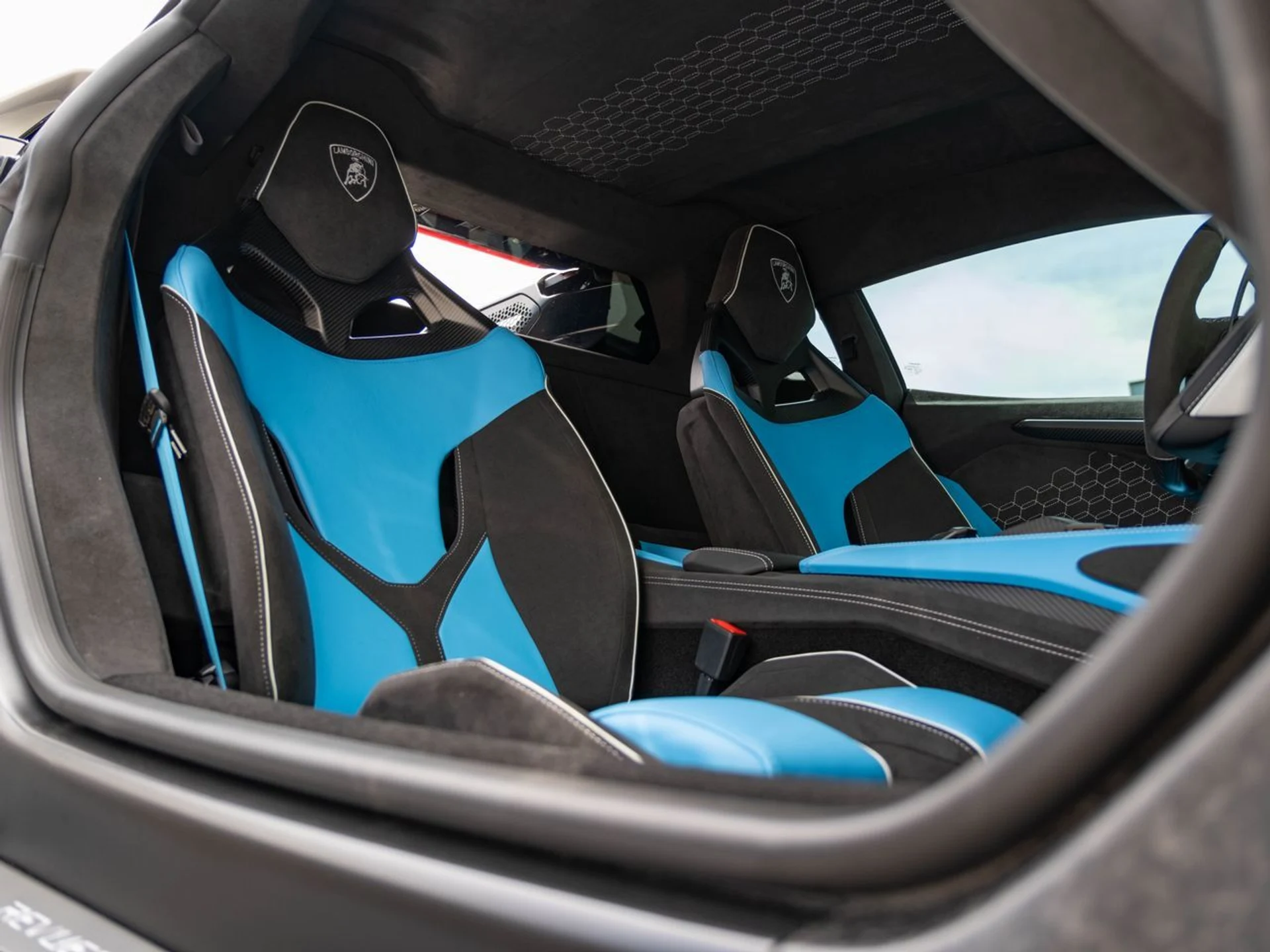 mph021_3214142443_35d985b6f278837d7f4d1eb2b826f942x_0c9918311a