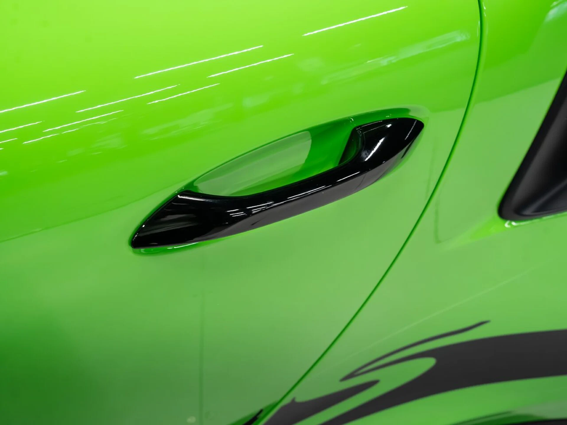 mph021_3216552827_porsche_911_2019_ff87d34d92