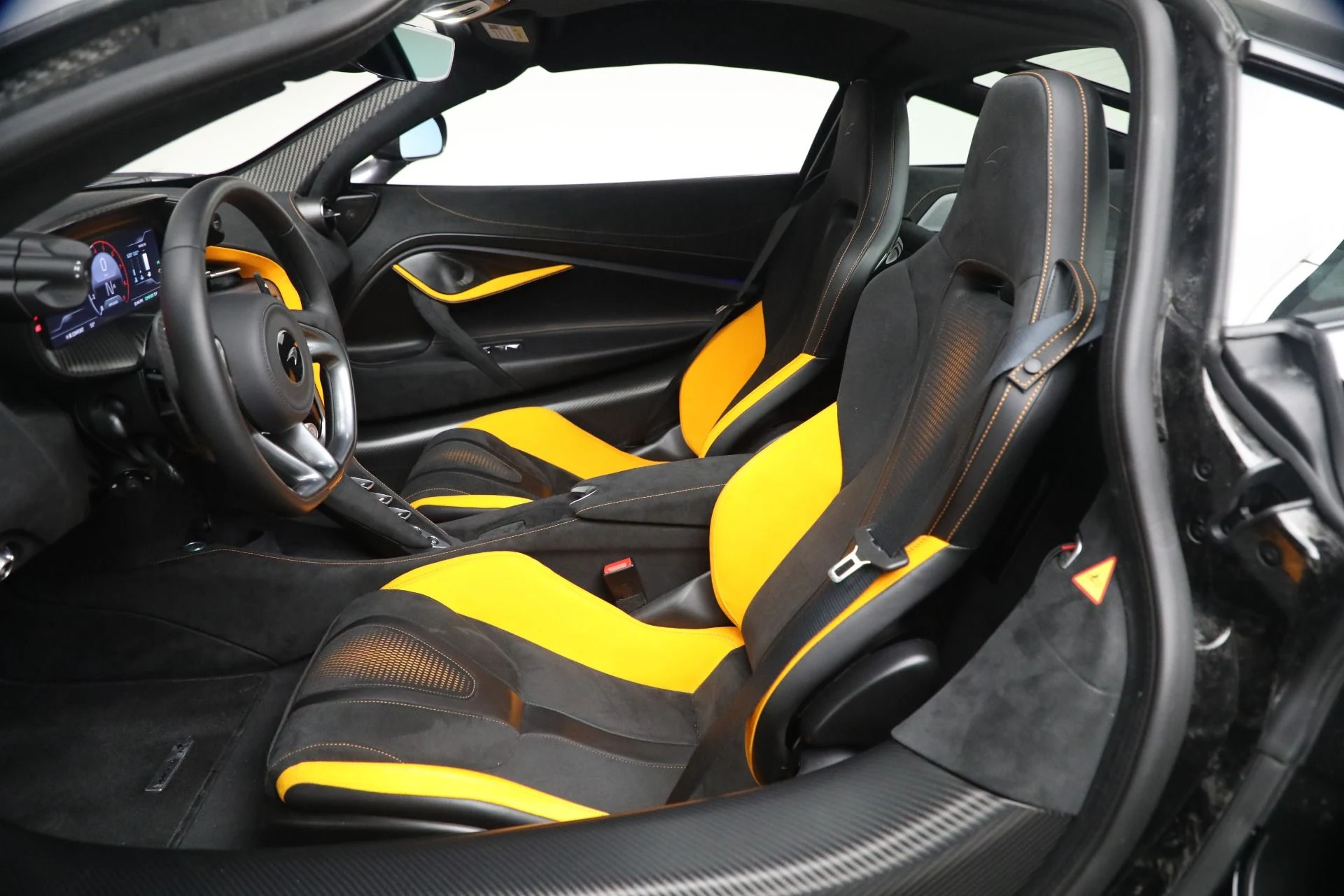 mph021_3217036711_Used_2024_Mc_Laren_750_S_Performance_55b601cc89