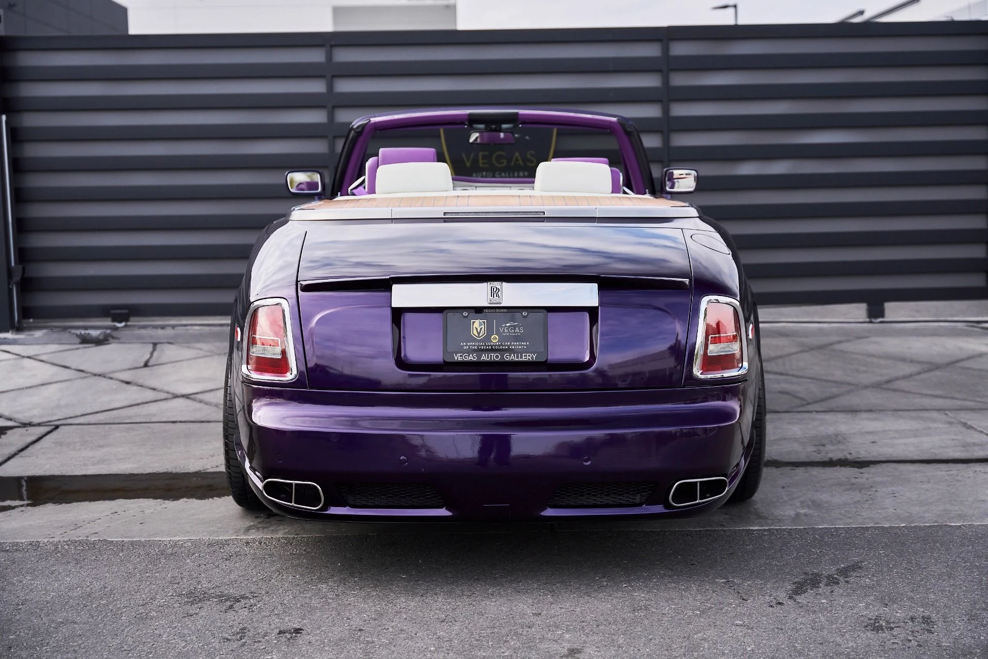 mph021_322610936_Used_2008_Rolls_Royce_Phantom_Drophead_Coupe_Base_1769135999_7bfb9939c6