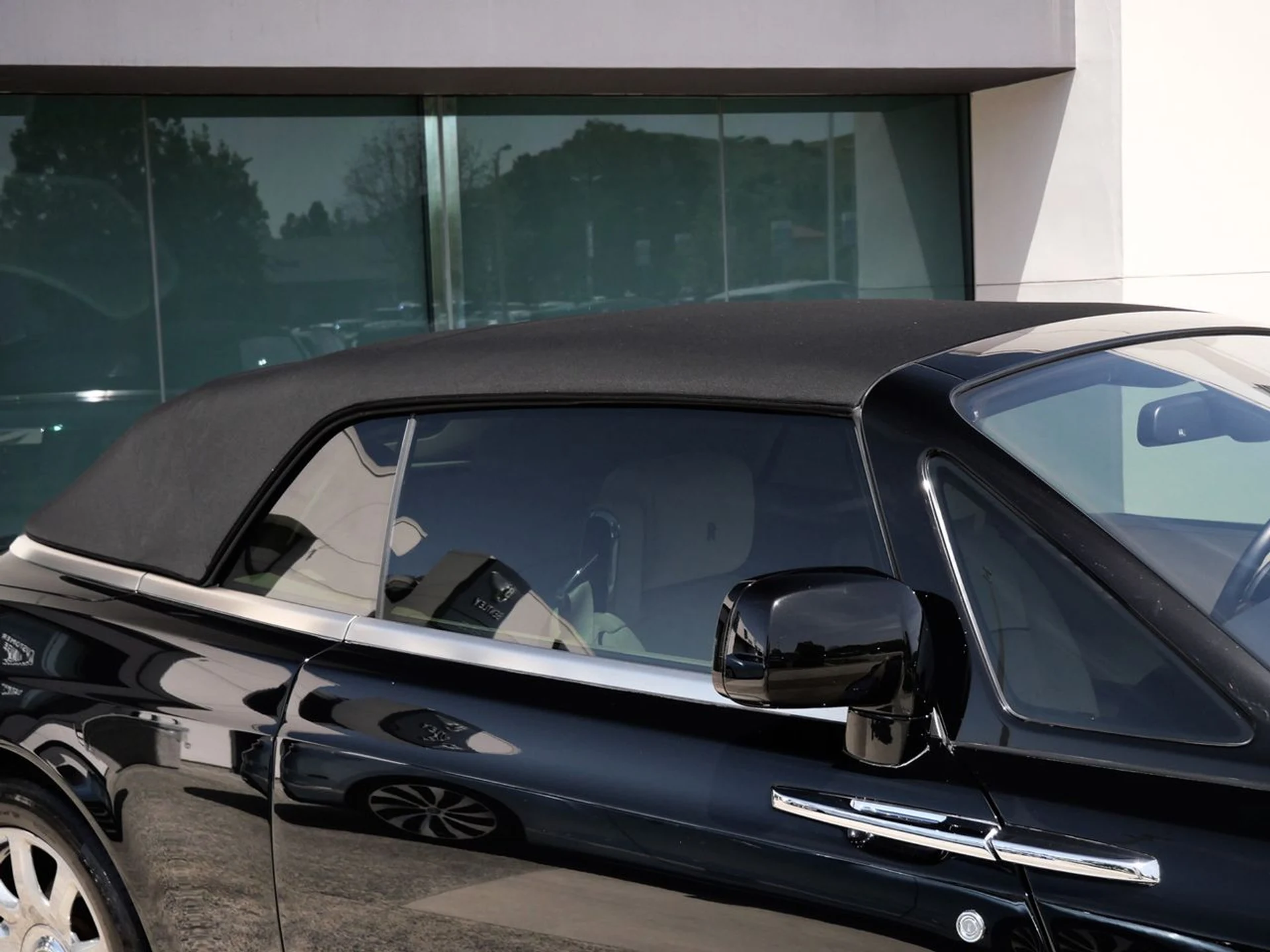 mph021_3229498850_c508f314ce34d3704287e4e8561eb179x_8055dd3929