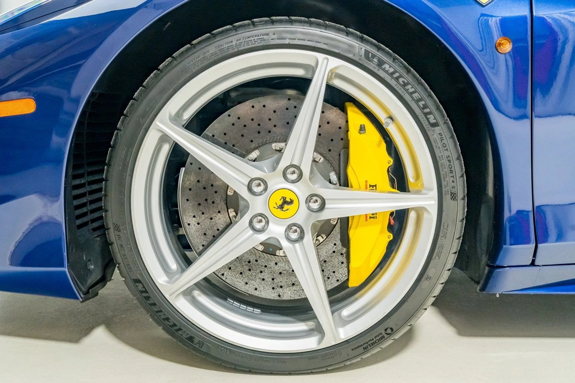 mph021_3230923800_9af8a60b27564b7da62ddeff287e2012_03111a336f