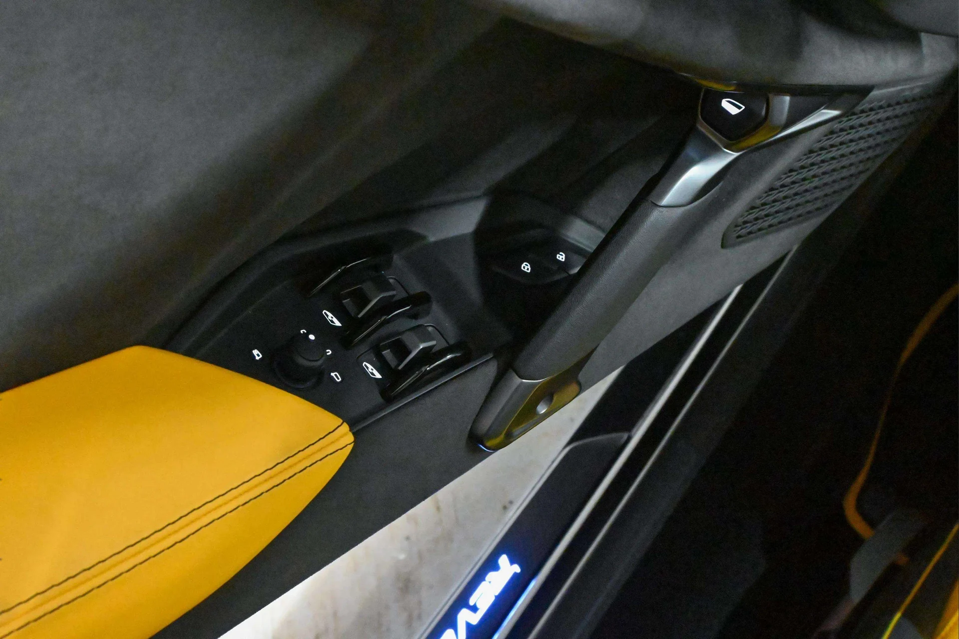 mph021_3232357852_501dbf26_24fa_43f0_ac0f_d04234c4f1d0_a017dd6f47