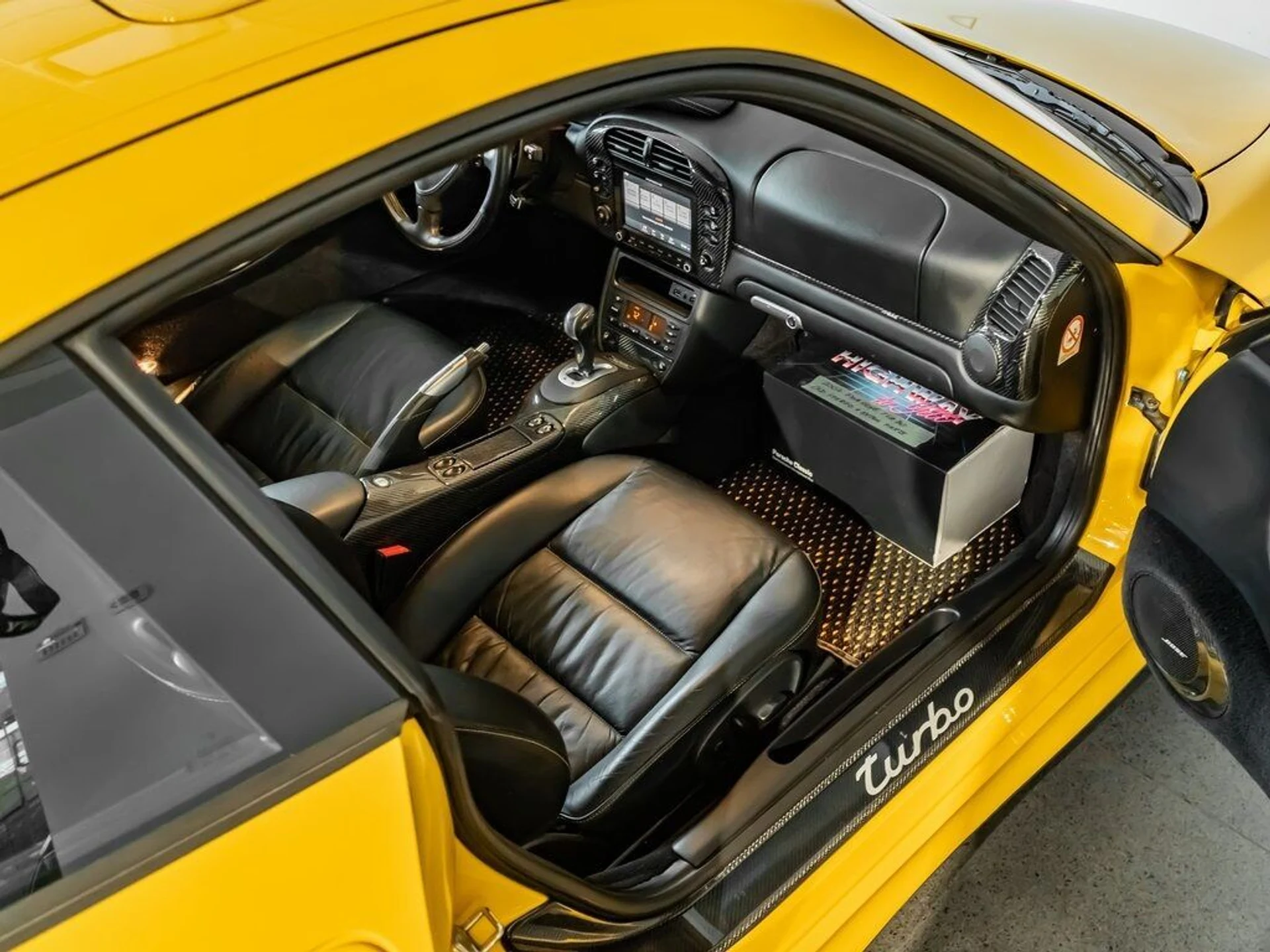 mph021_3233553782_0f1662a105a7e6f0bc344a706f35f573_eaec9a2645