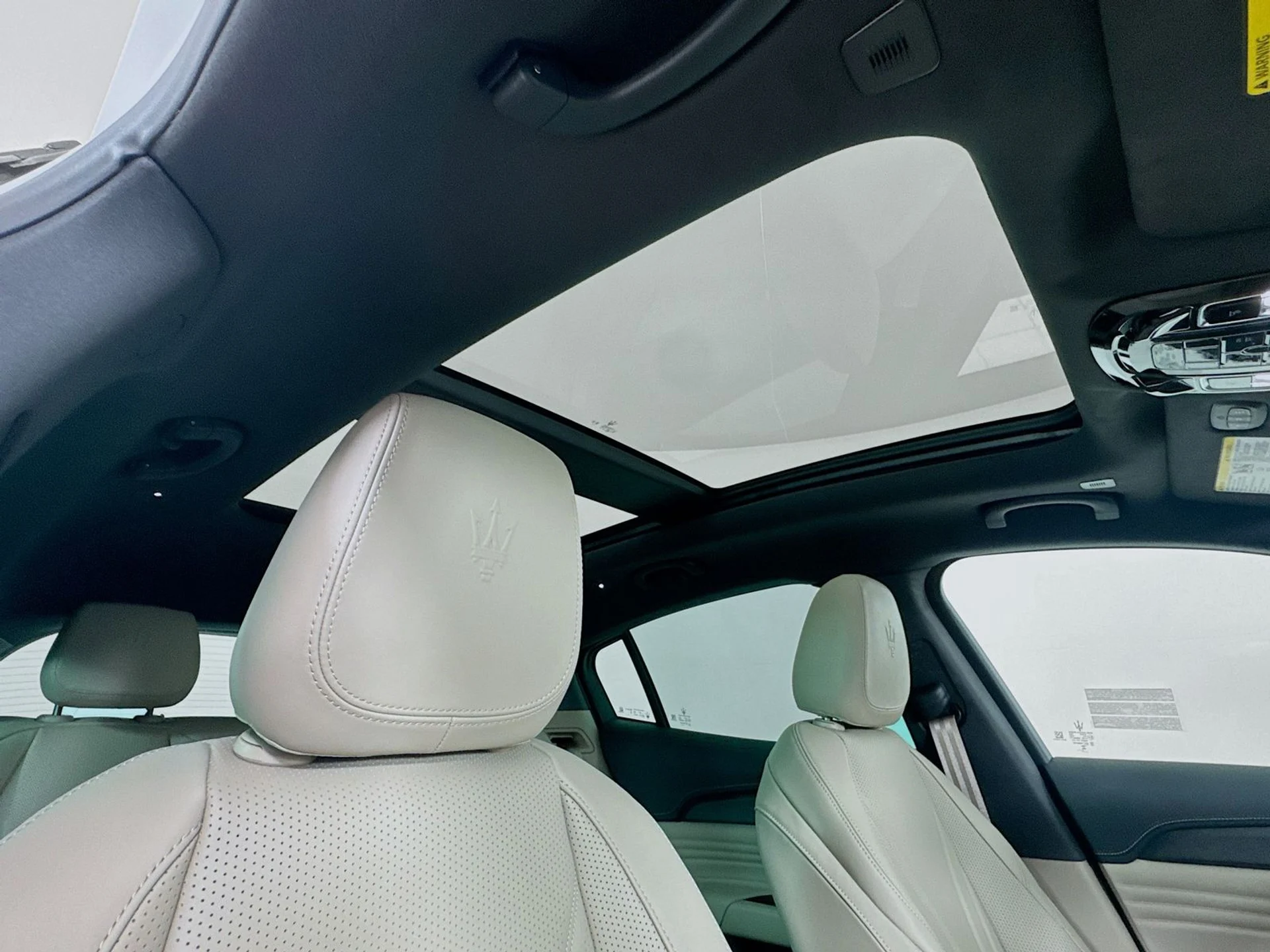 mph021_3235260407_3280eb30c698eaac72b8e5bf605f5d76x_0d79d200dd