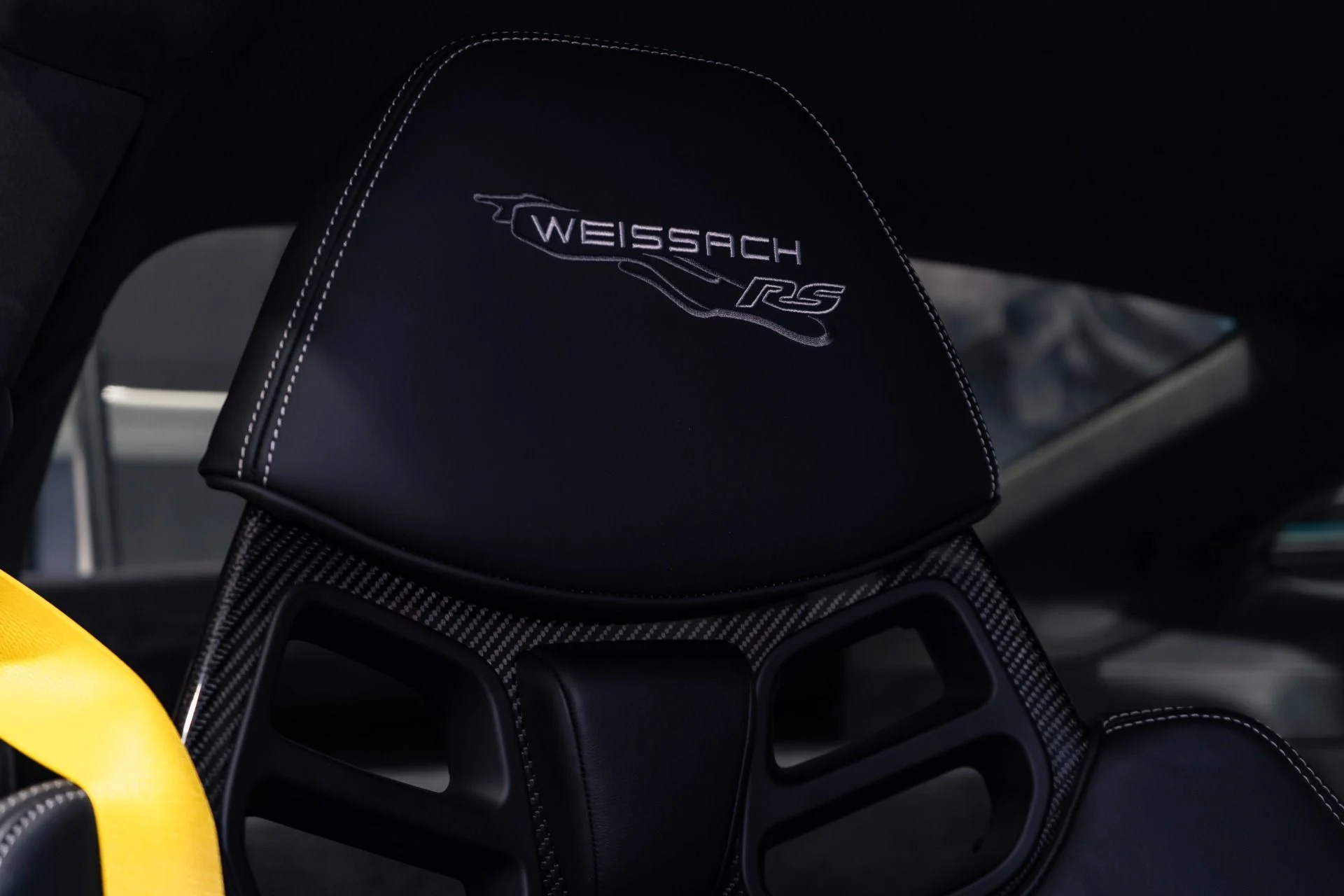 mph021_3237962460_Used_2025_Porsche_911_GT_3_RS_1773251157_dfa3d8033f