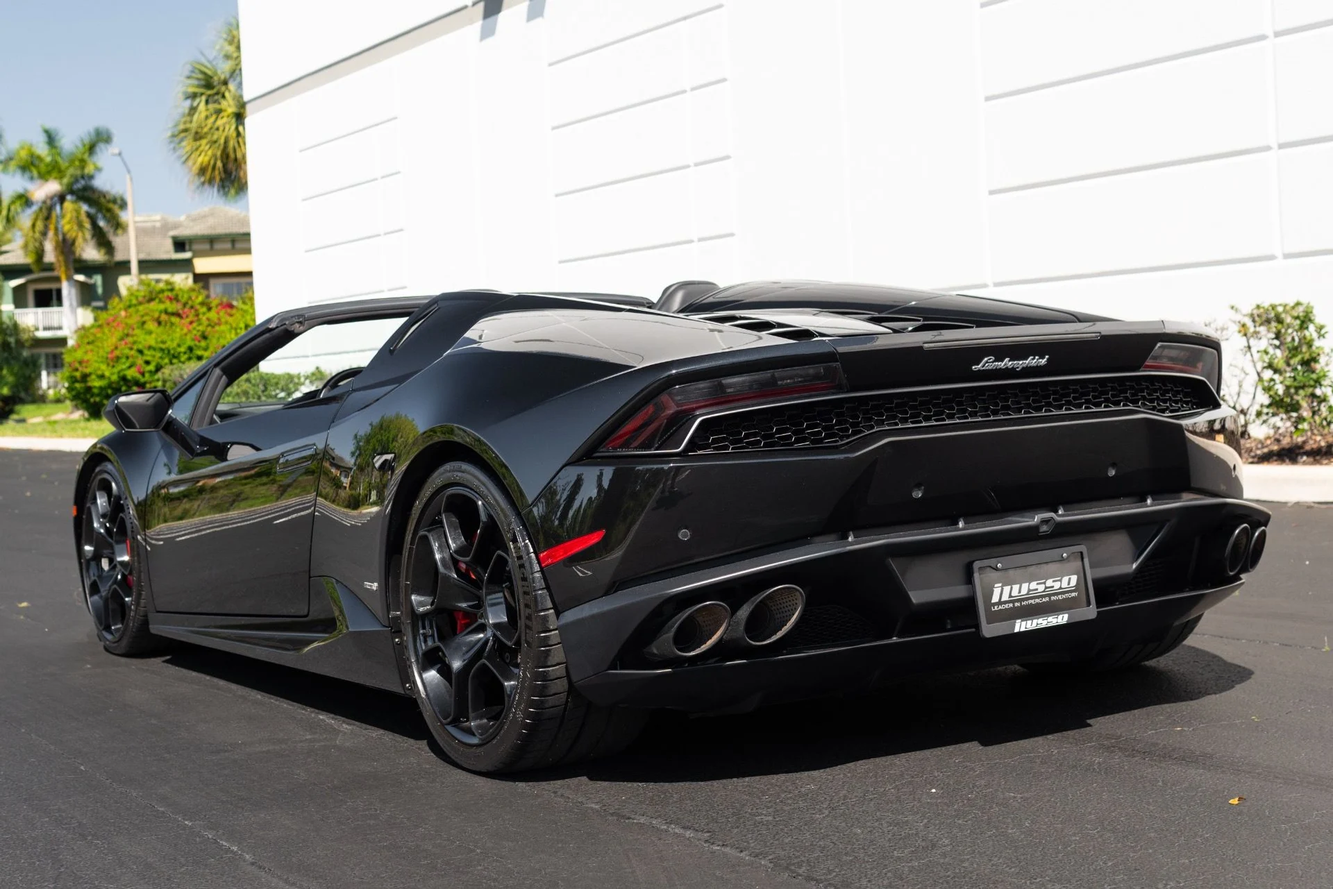 mph021_3244211867_Used_2017_Lamborghini_Huracan_LP_610_4_Spyder_1774364183_86909c919b