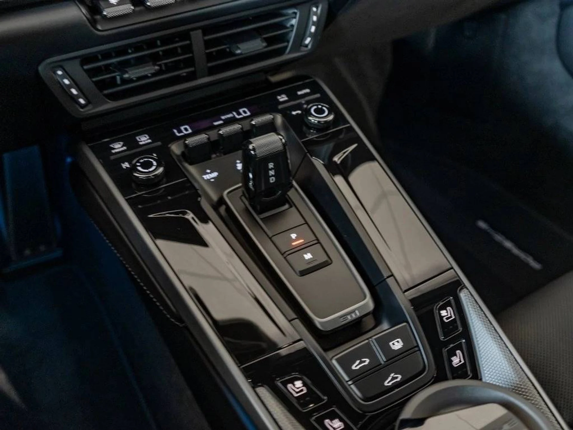 mph021_325447087_9ee1b2d740342d73003f79e8cd26eb44x_840001fa9f