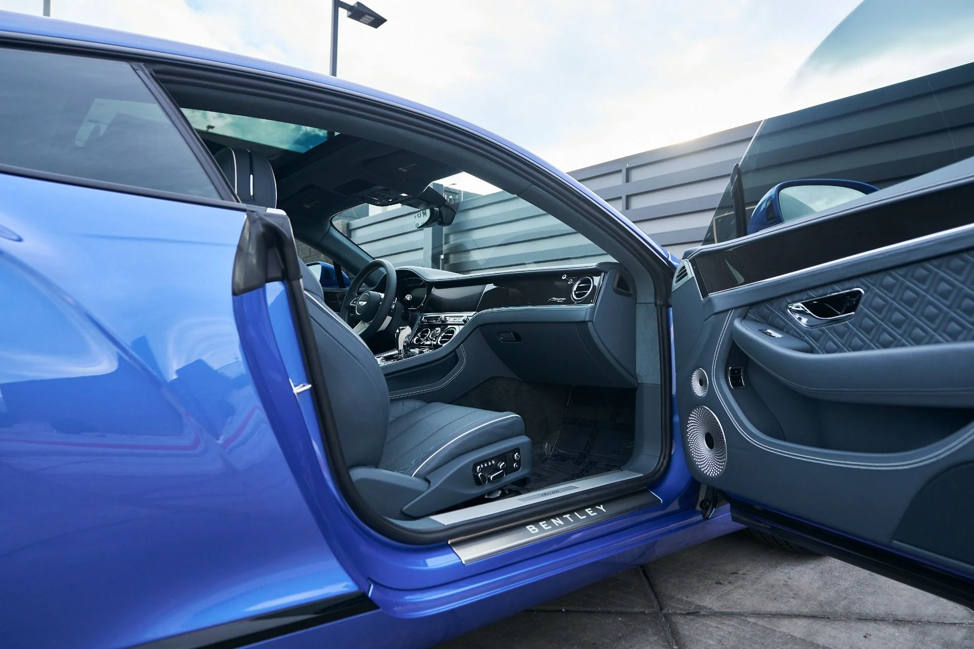 mph021_3258100065_Used_2023_Bentley_Continental_GT_Azure_1761755967_2376676d59