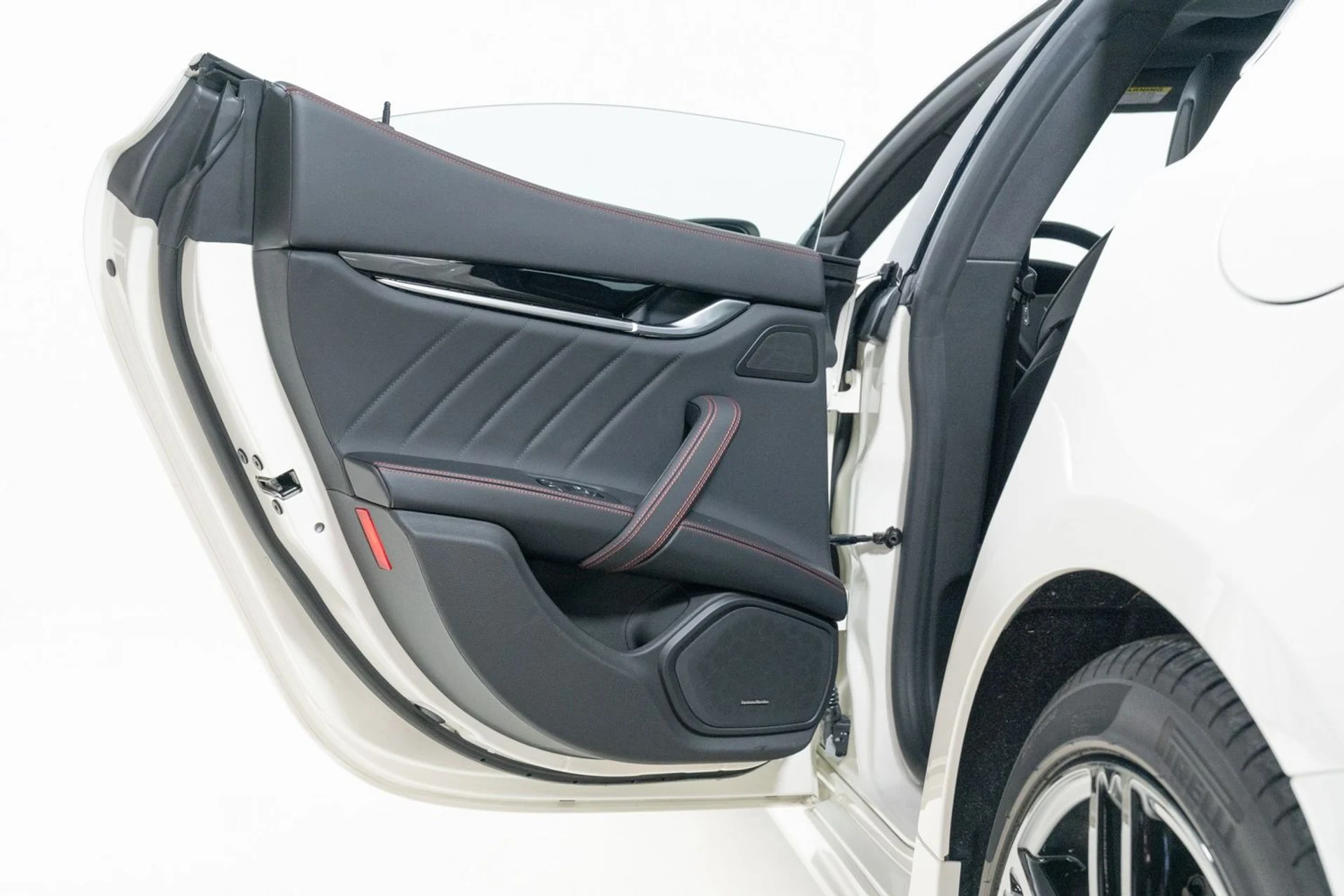 mph021_3258925554_1e36ff30317f49979e7a61f95a82fc1d_3006028c7e