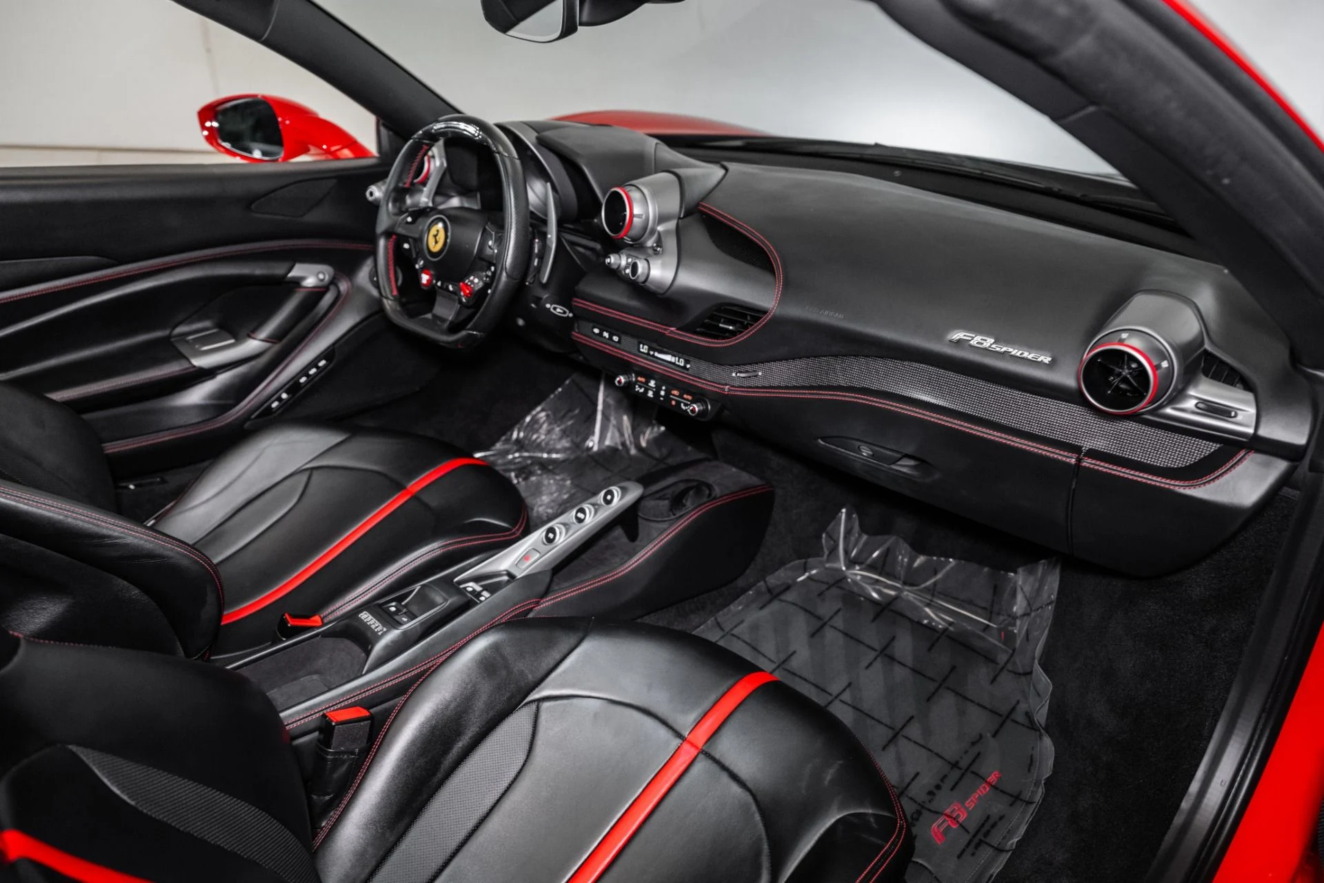 mph021_3260297120_Used_2021_Ferrari_F8_Spider_1750776783_fb57c30ef0