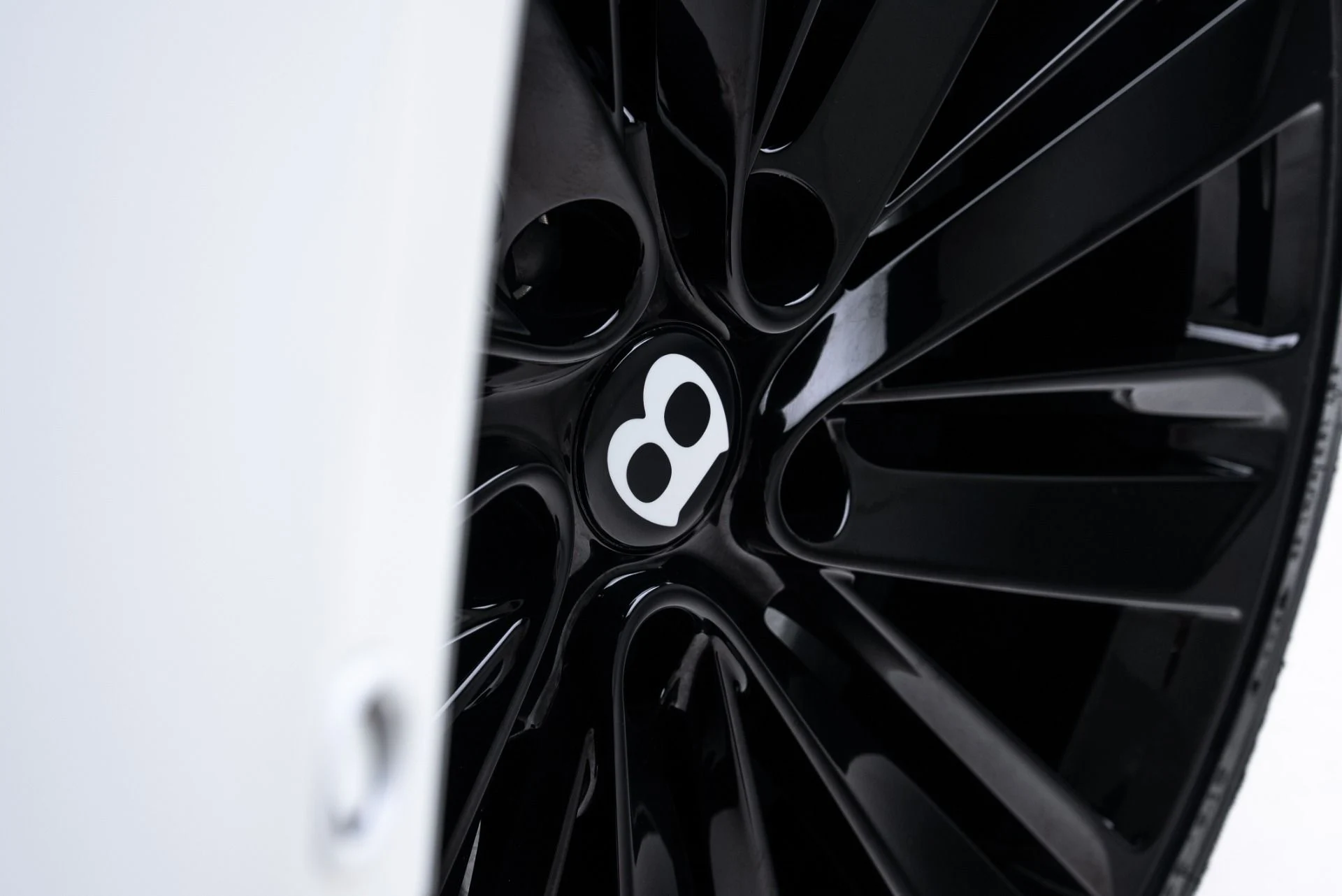 mph021_3270687133_Used_2022_Bentley_Continental_GT_Speed_1775607406_b18fdbcfb4