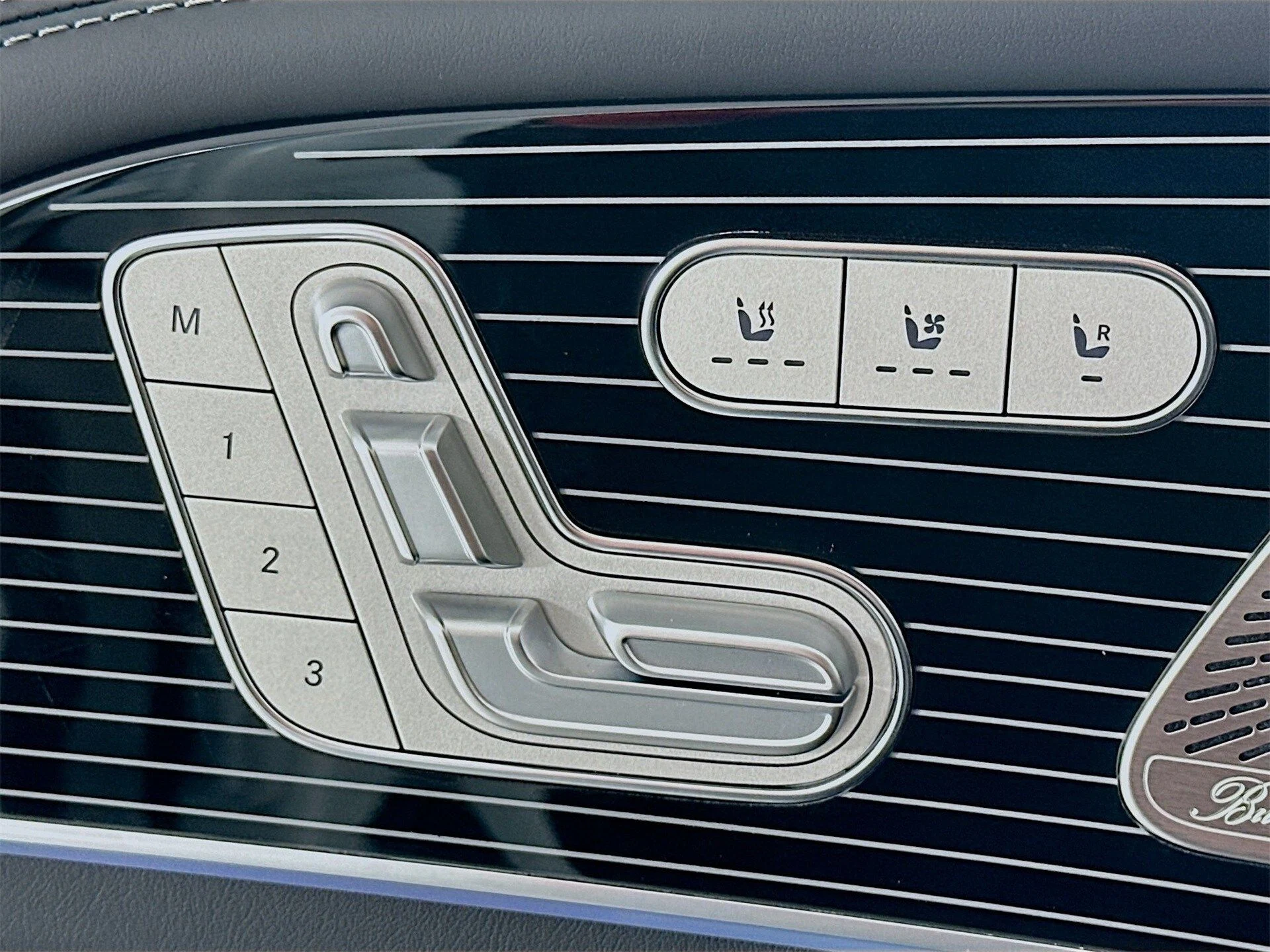 mph021_3273181936_bd264ddd8a48ca6c057e3cbeb6a7ccc6x_12e31e0c7d