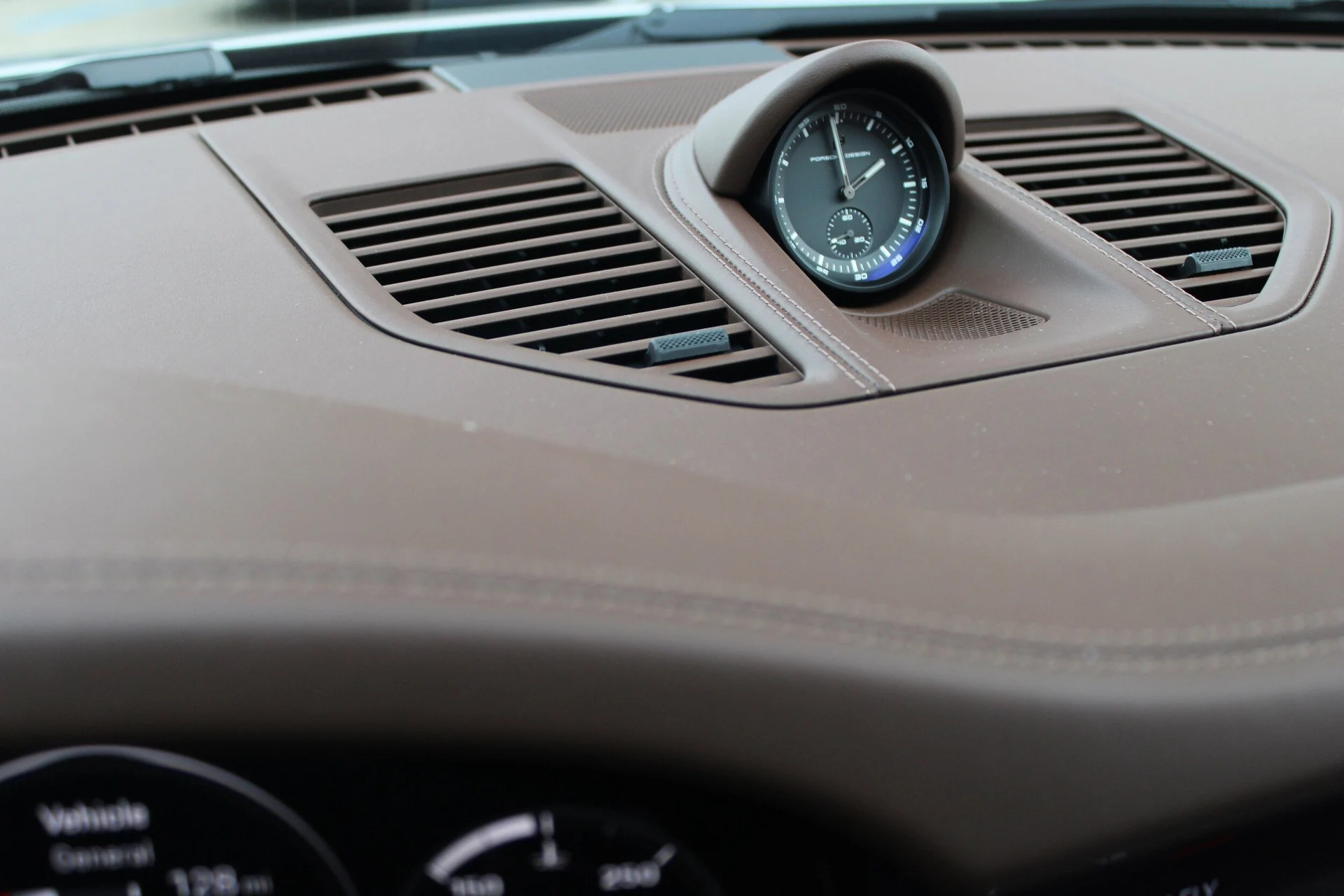 mph021_3278943699_86d77297ba3d603efe0ae0f8f0e3c26cx_264e13c9b1