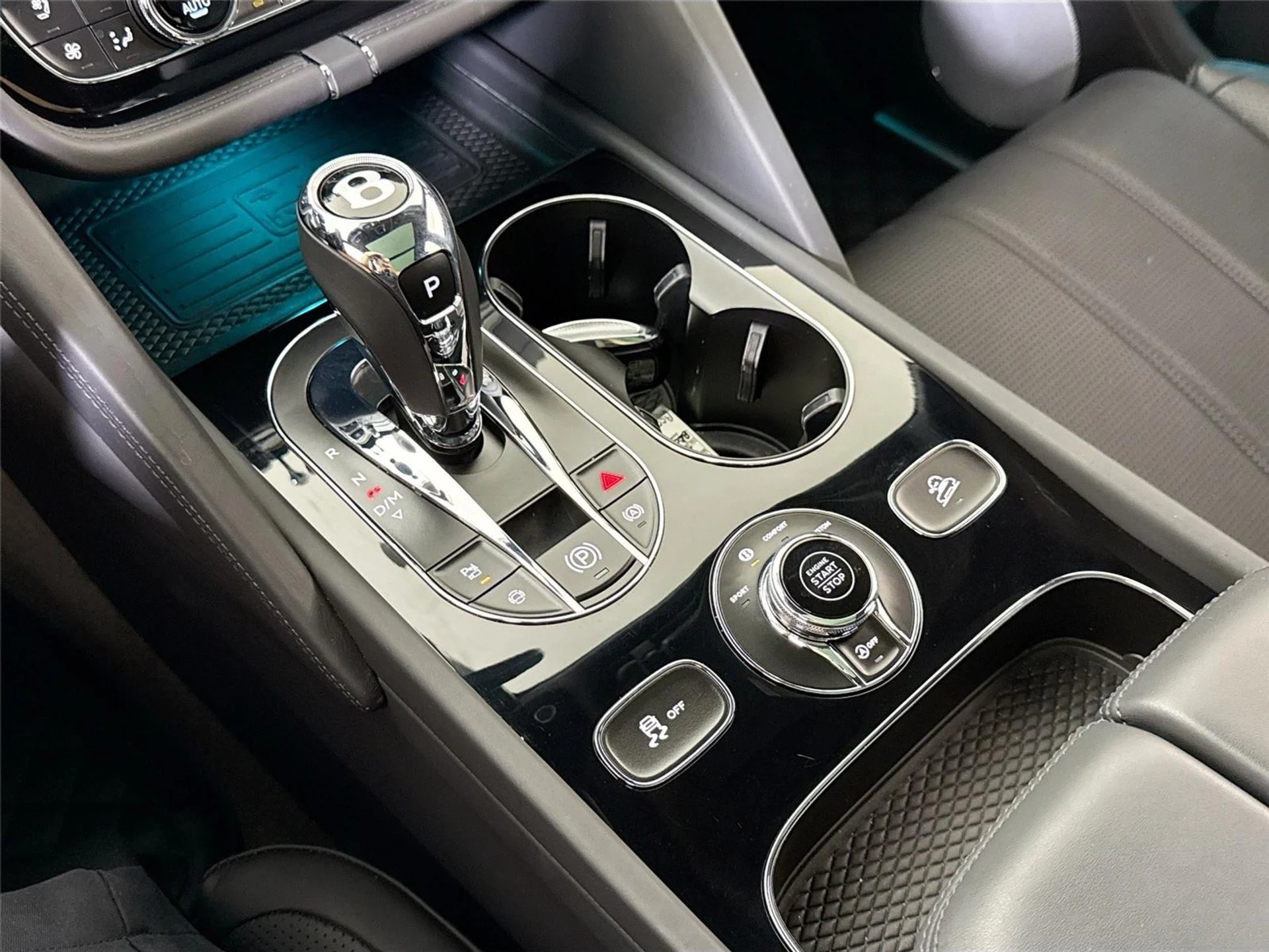 mph021_3280782869_2223517401_de9e474dad