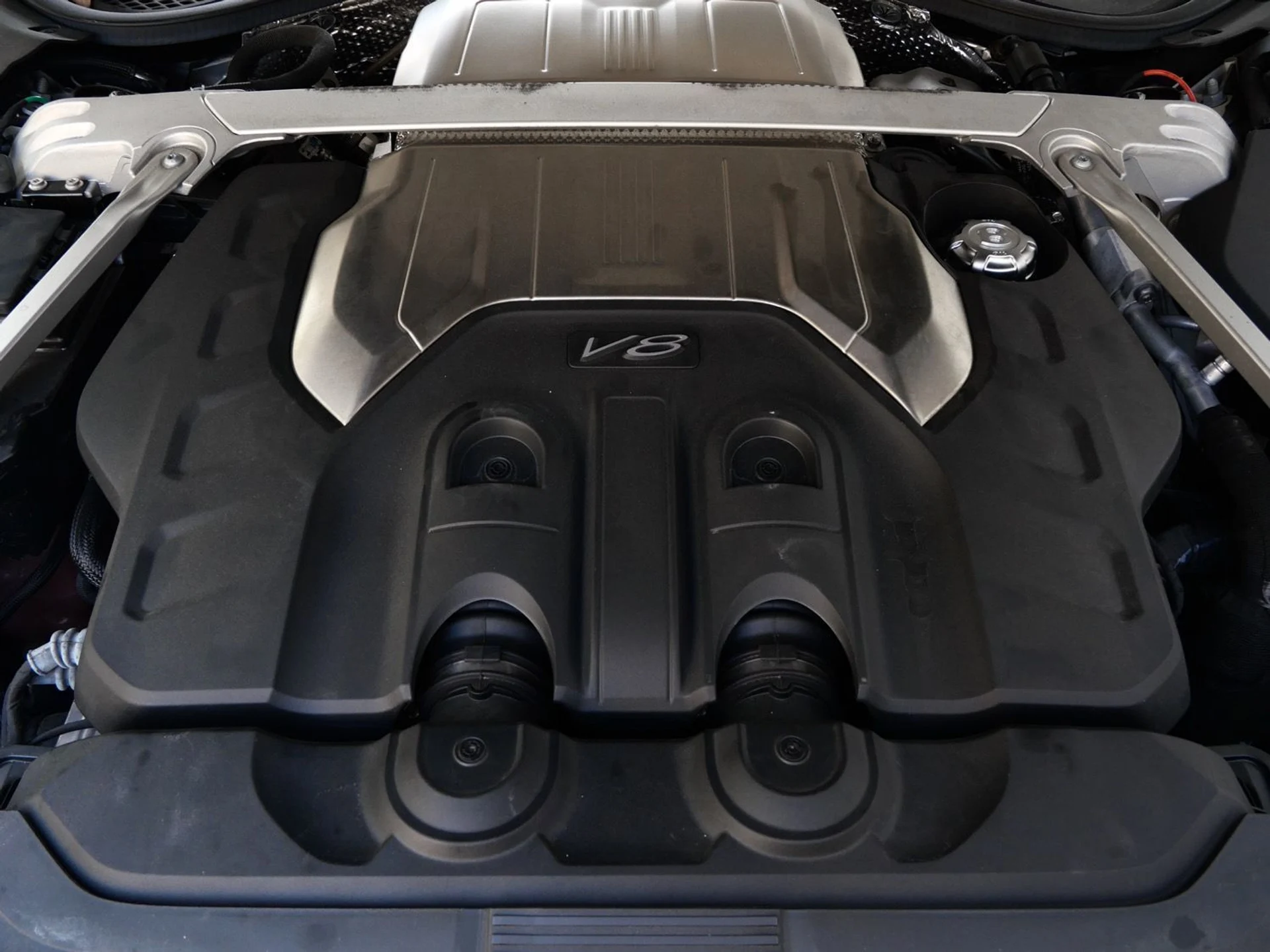 mph021_3286059106_18d1e31d87ded4194f3bd16381406849x_c24e150064