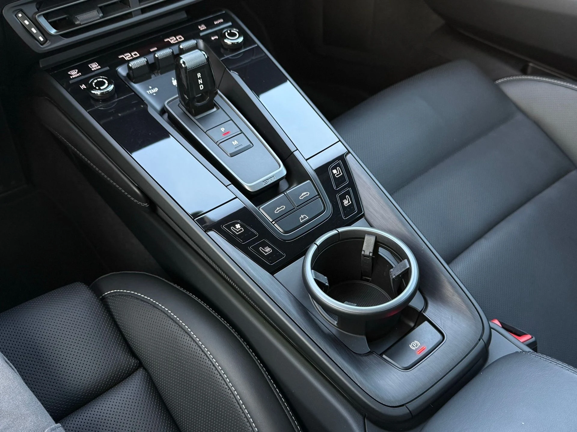 mph021_3286078256_e0a1cf7963ac00c14408e2b245f2bf22_b4123bf3a2