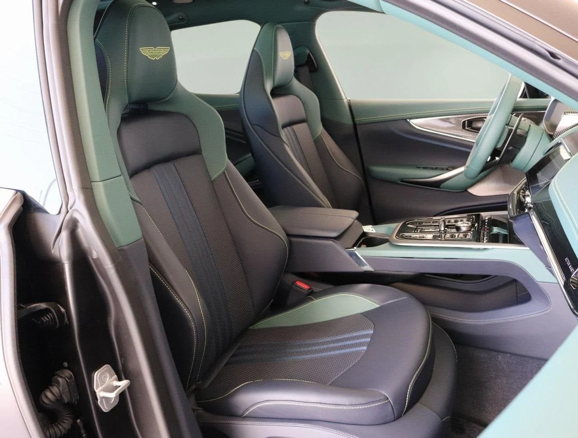 mph021_3286774334_22_2e6959c4fa