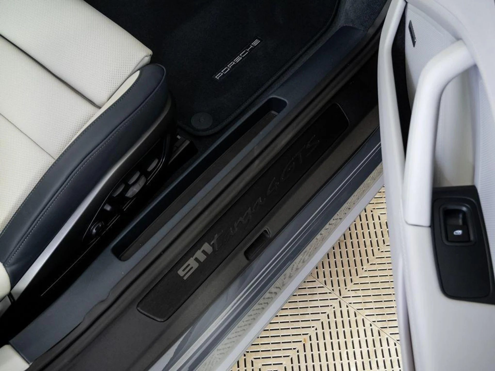 mph021_3294127288_LE_Icbc_THS_9k9_Z_Ddh4_r9_M_Pg_3ho_6ade6dc8e1