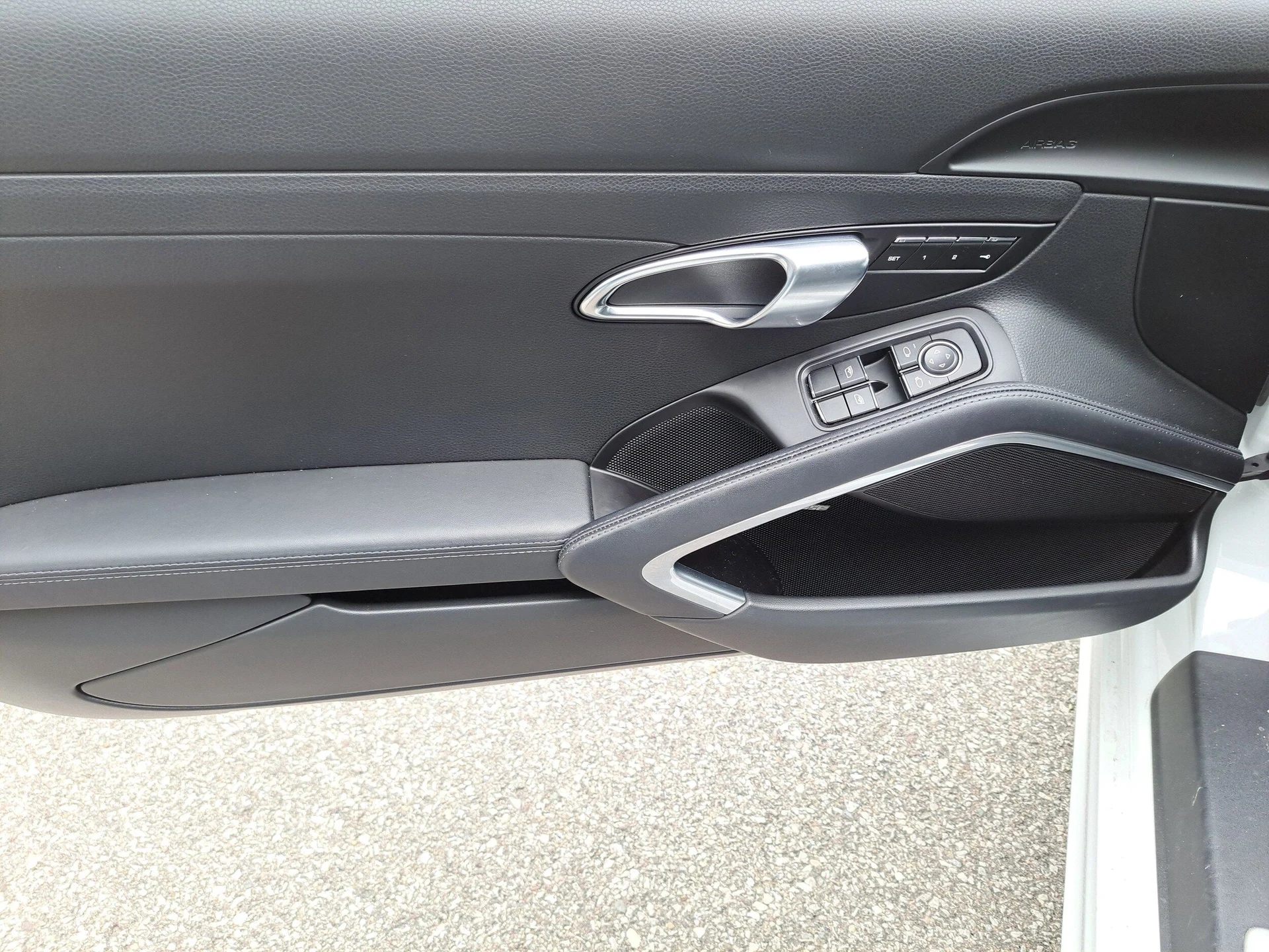 mph021_329419130_25018ba37a1bf29fa4ebb40cd9460141x_fccf3e2d84