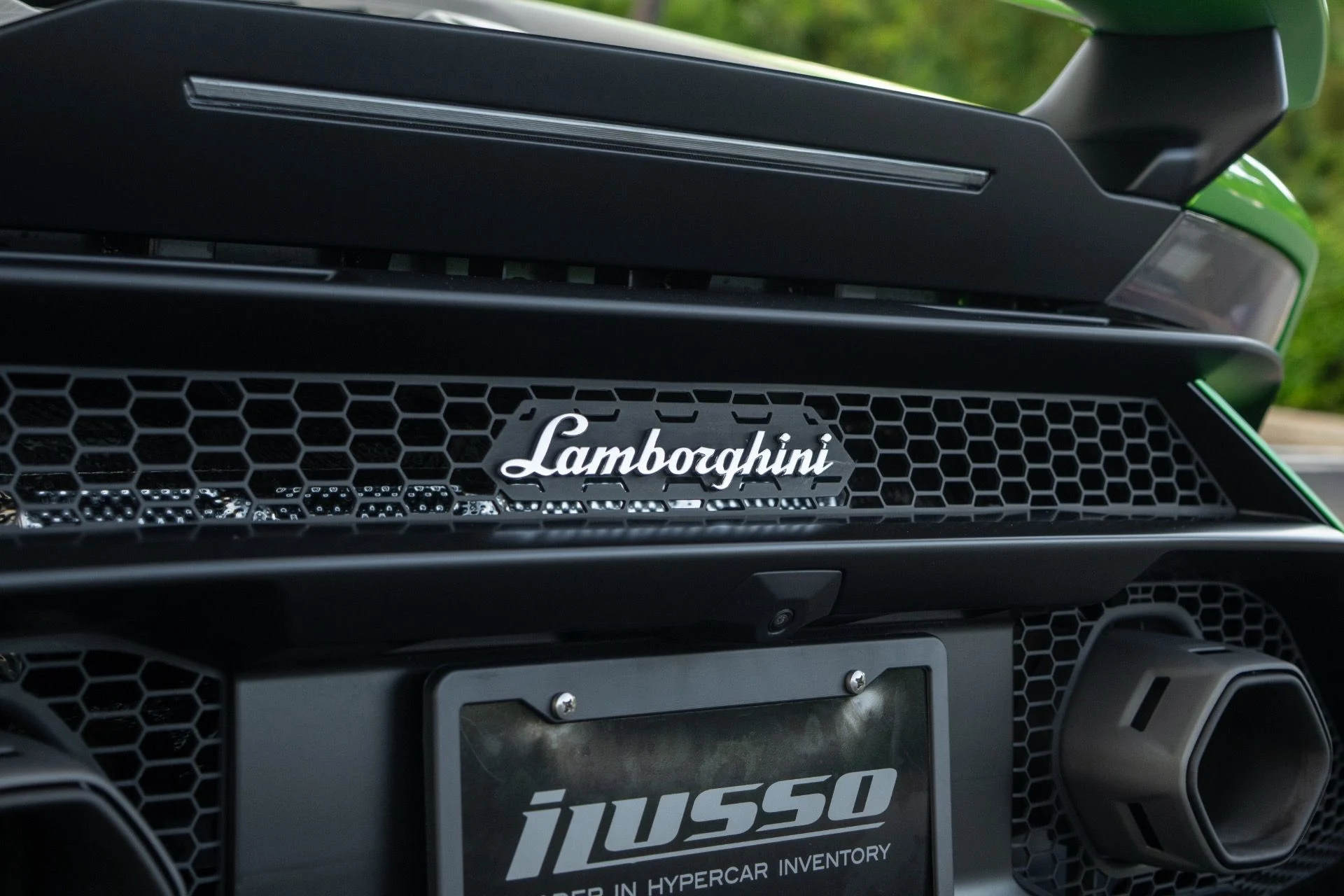 mph021_3294201372_Used_2023_Lamborghini_Huracan_Tecnica_1761058582_f5a8ce4bd4