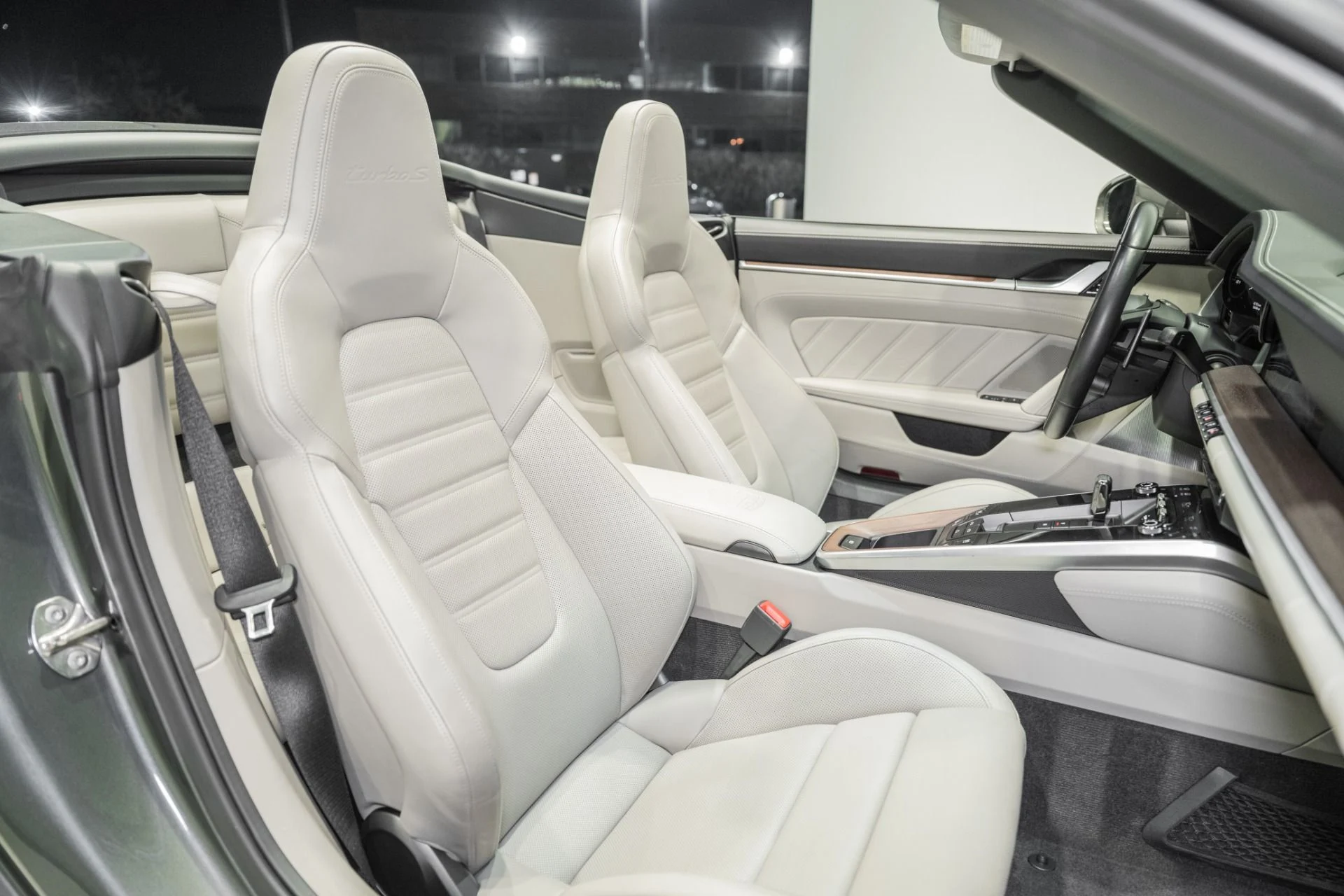 mph021_3314922804_Used_2021_Porsche_911_Turbo_S_1775321646_d86a436d62