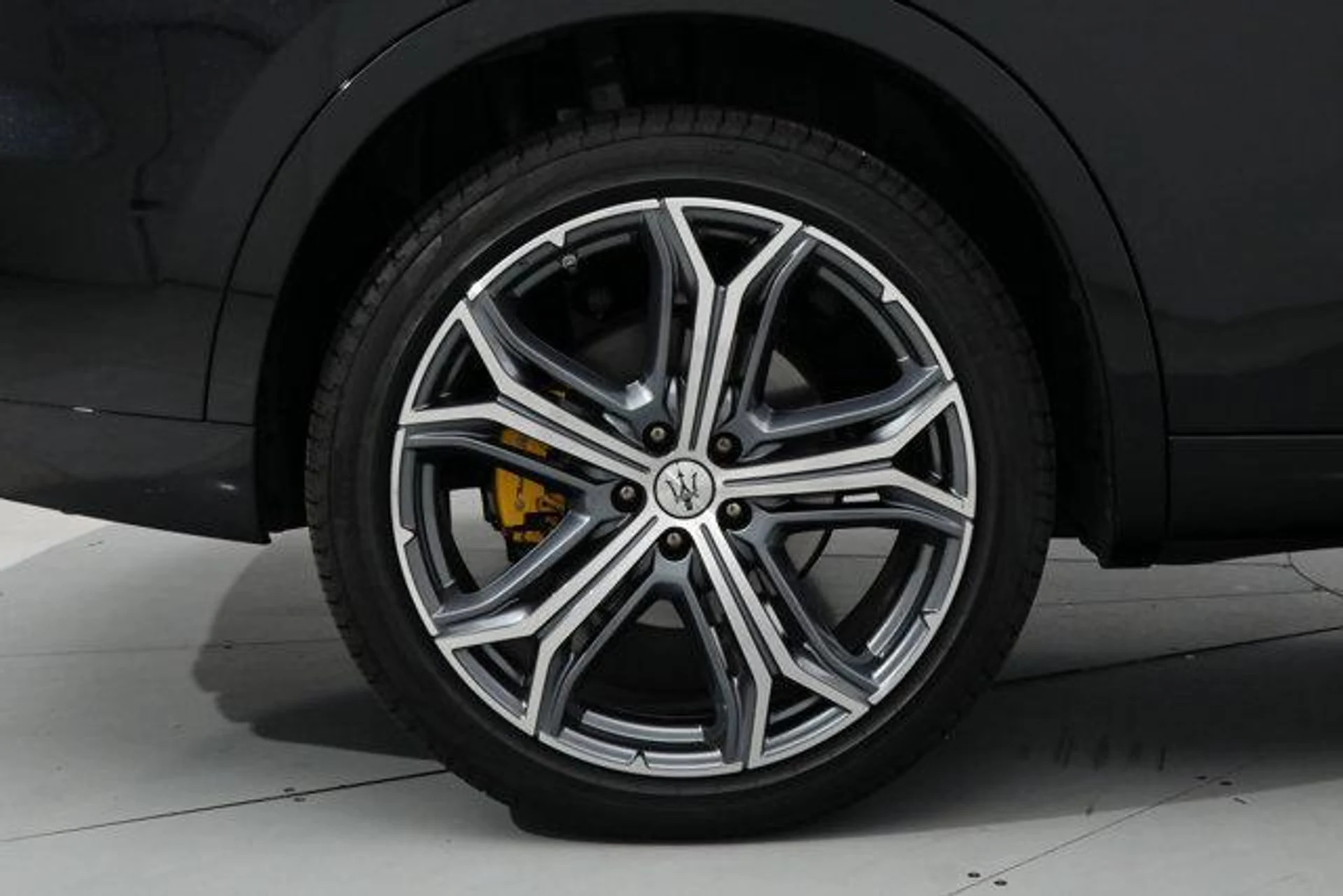 mph021_33289558_WX_Zaw_Ylamshv_R_7c_Xhx_Oui1j_Mg_b200a12b2c