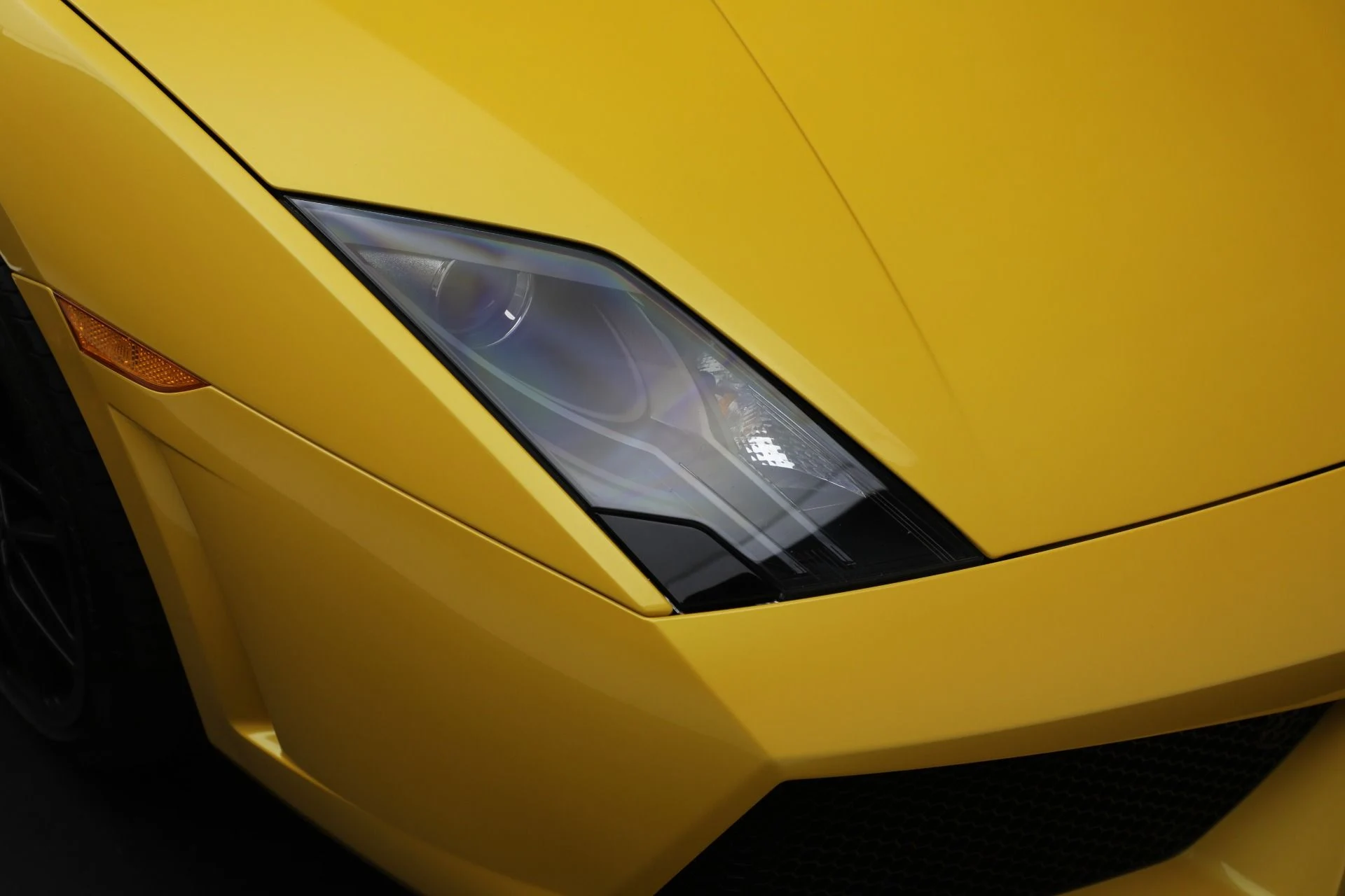 mph021_3334189101_Used_2011_Lamborghini_Gallardo_LP_550_2_e1e1813436