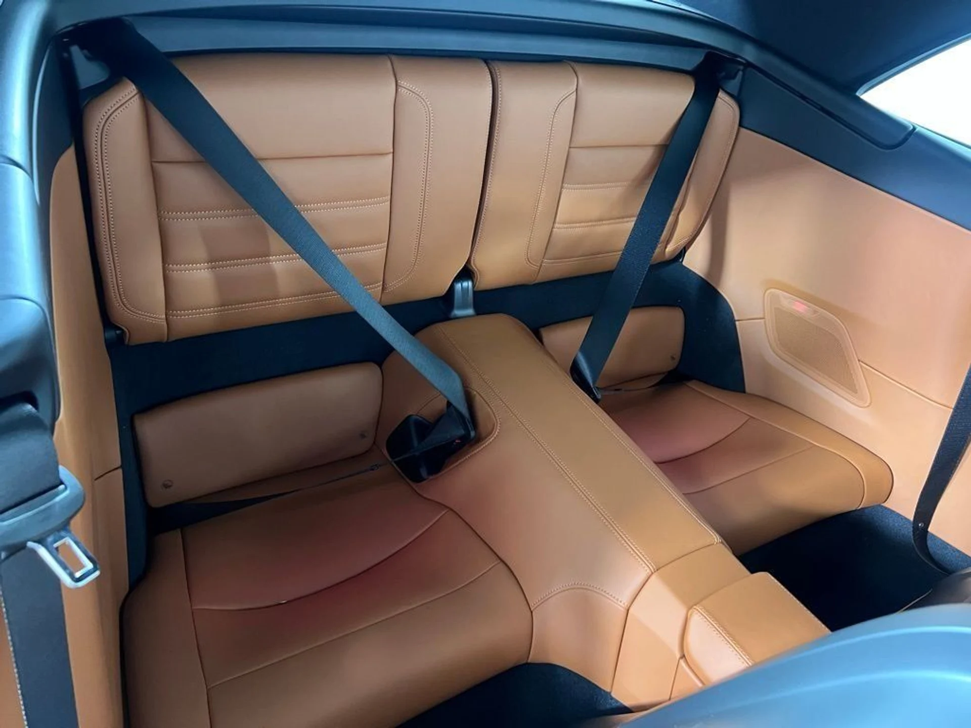 mph021_333508758_8bd9a3f150fd7fd36c2fa1bcce526198_ac1acc696c