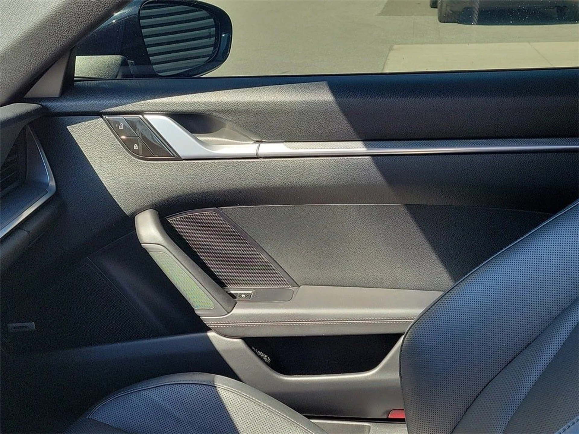 mph021_3345314937_22_254088b3fa