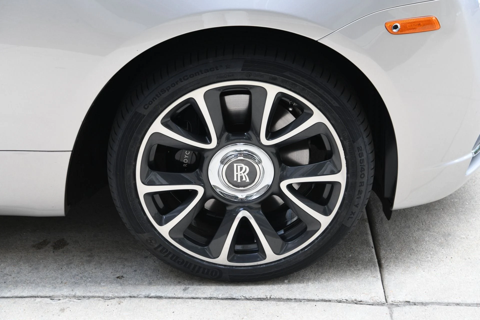 mph021_3351614556_11738_p23_l_30d328556b